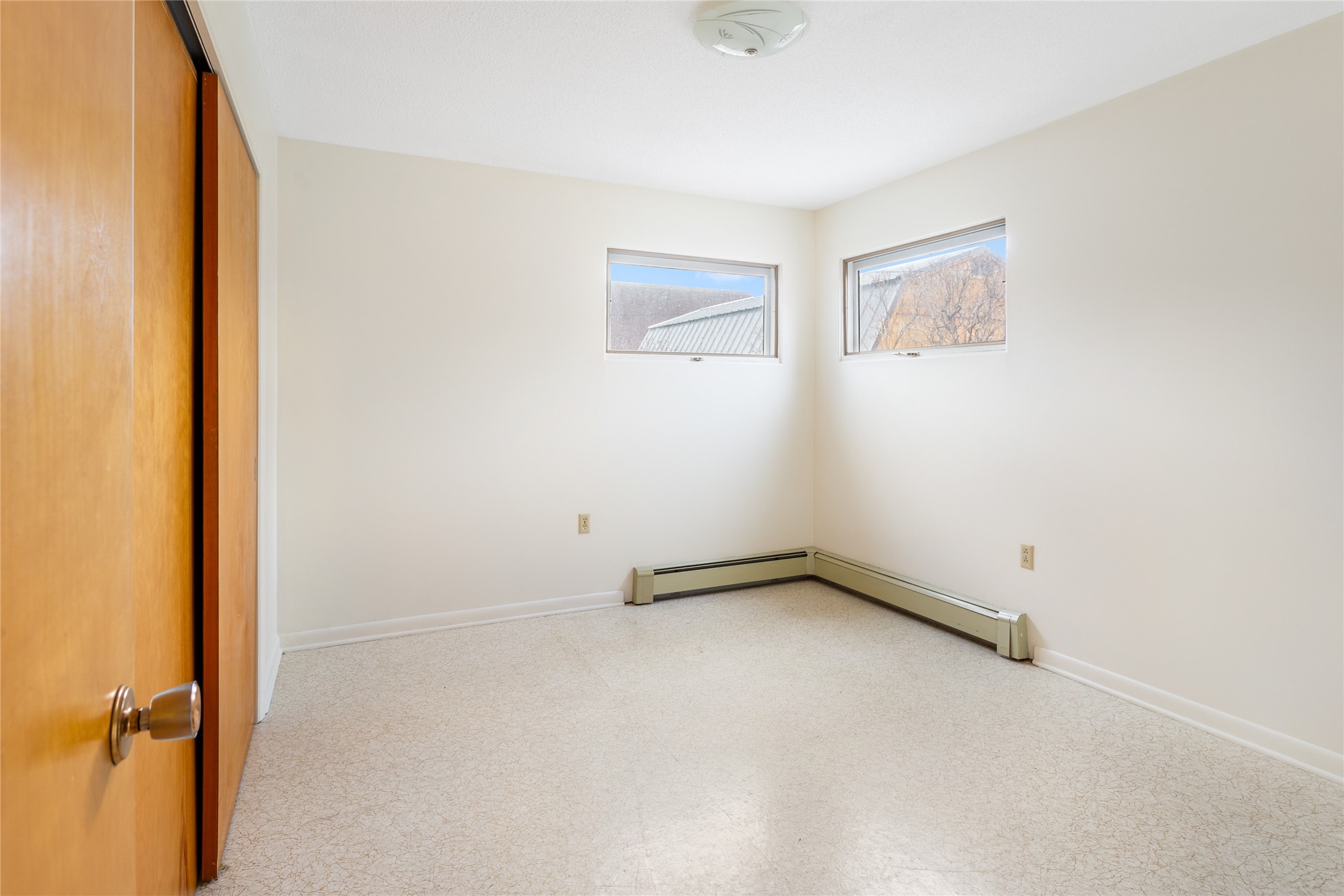 Butte, Montana 59701, United States, 1 Bedroom Bedrooms, ,1 BathroomBathrooms,Residential,Pending,24913