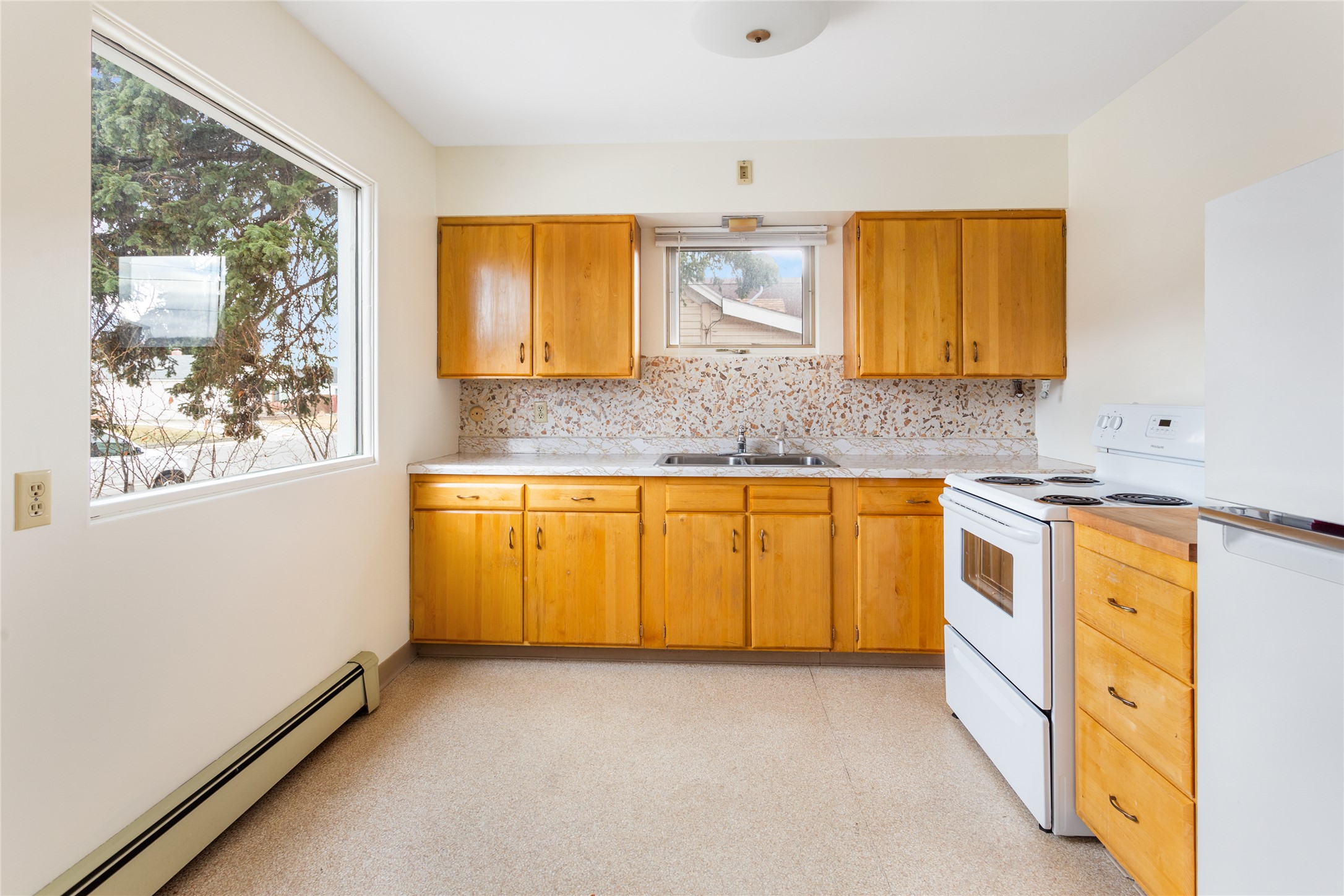 Butte, Montana 59701, United States, 1 Bedroom Bedrooms, ,1 BathroomBathrooms,Residential,Pending,24913