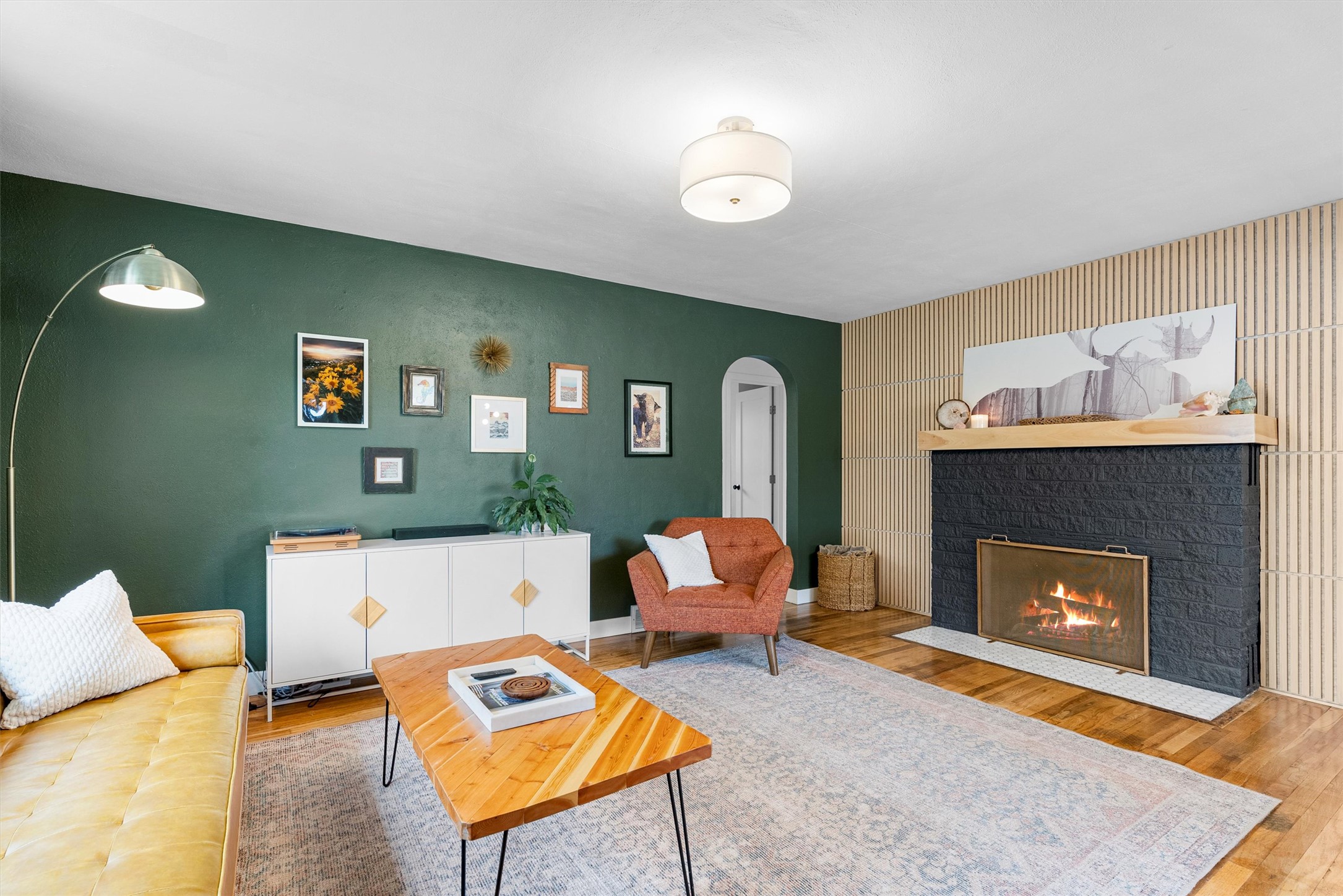 1533 S 10th Street W