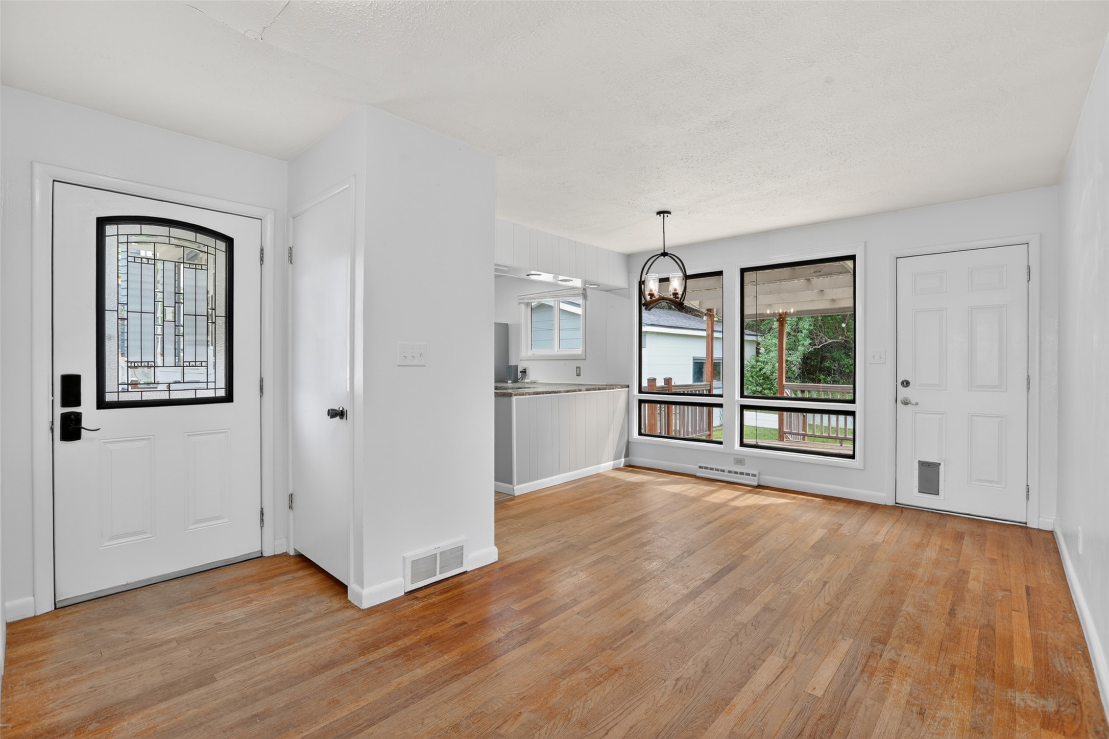 836 7th Street