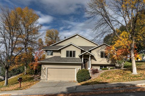 Photo of 5142 Clearview Way, Missoula, MT 59803 (MLS # 30059883)