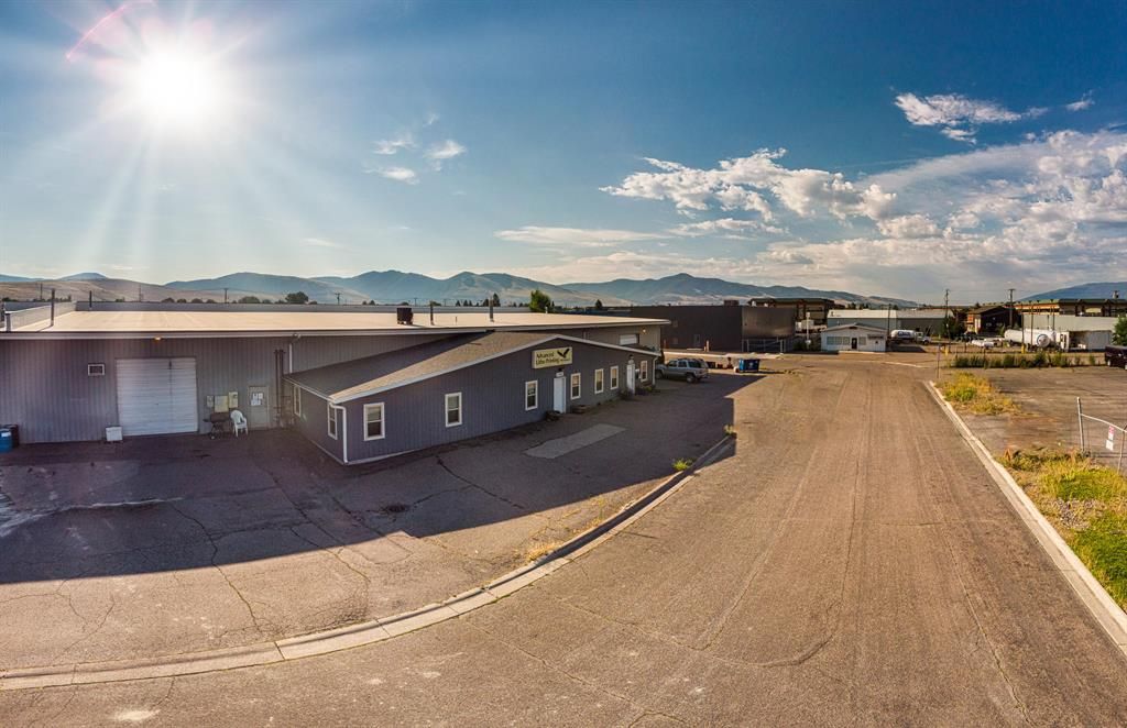 Photo of 1702 Rankin Street, Missoula, MT 59808 (MLS # 30062316)
