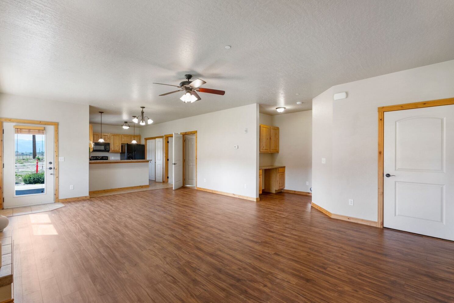 Missoula, Montana 59808, United States, 2 Bedrooms Bedrooms, ,2 BathroomsBathrooms,Residential,Pending,196927