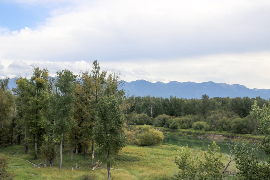 Photo of 415 Leisure Drive, Kalispell, MT 59901 (MLS # 30077962)