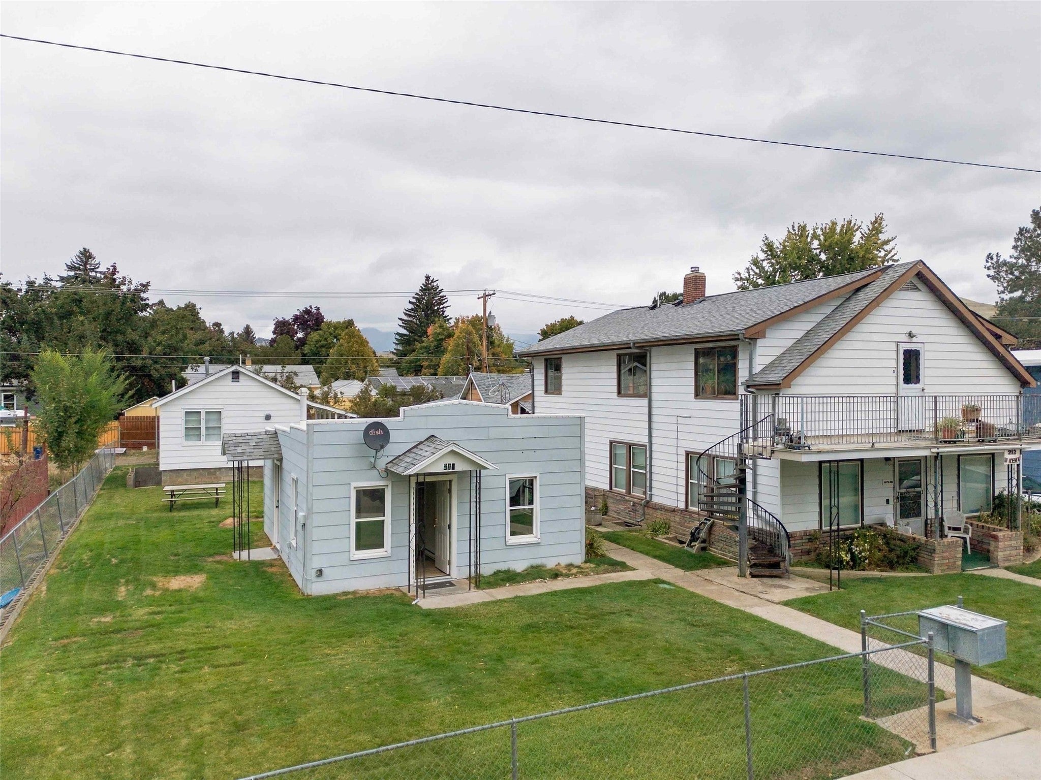 212 W Kent Avenue
