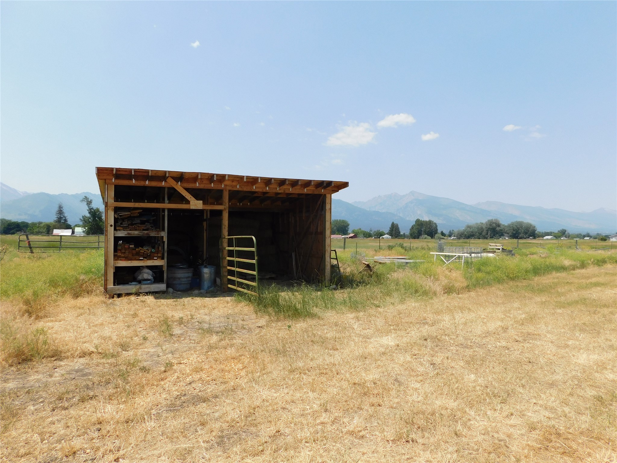 Hamilton, Montana 59840, United States, 5 Bedrooms Bedrooms, ,4 BathroomsBathrooms,Residential,Active,126054