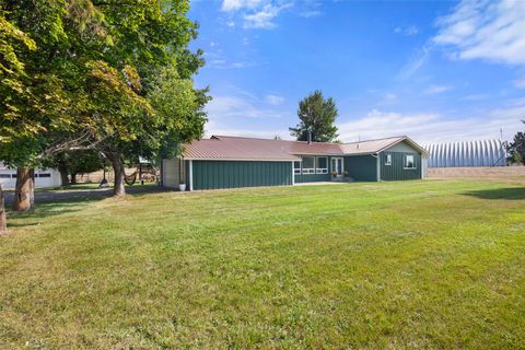 Photo of 101 Fox View Trail, Kalispell, MT 59901 (MLS # 30057314)