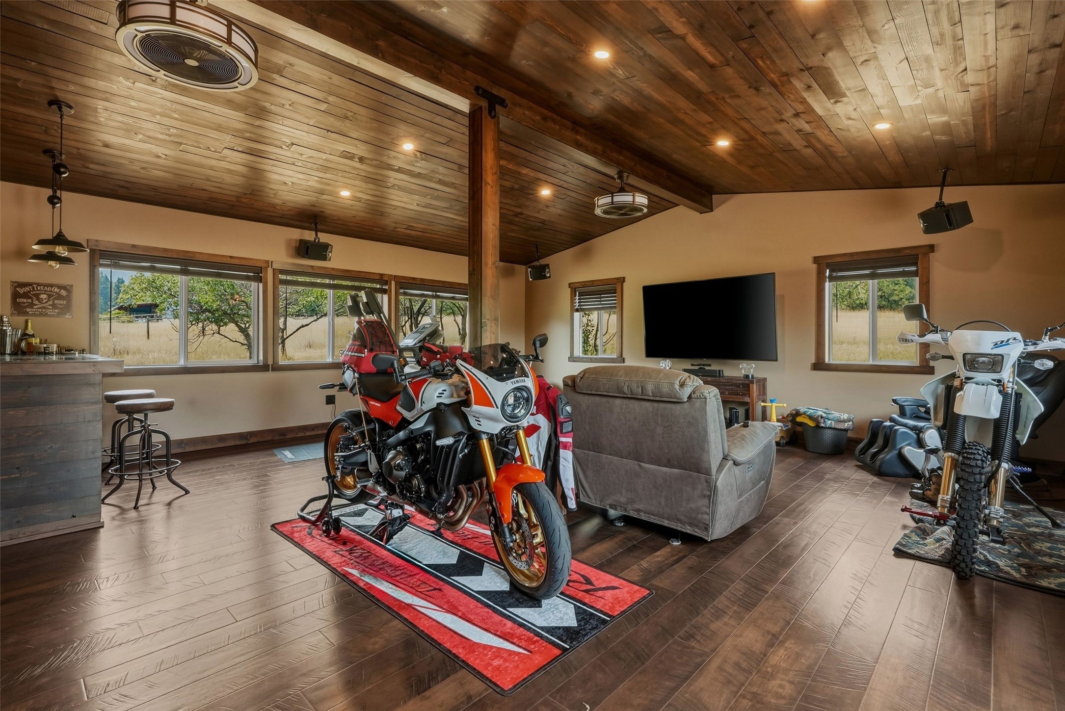 280 Indian Prairie Loop