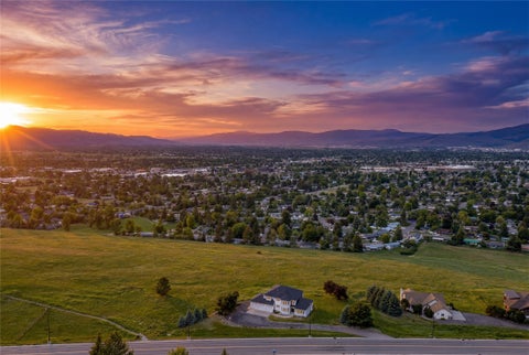 Photo of 4607 Hillview Way, Missoula, MT 59803 (MLS # 30072358)