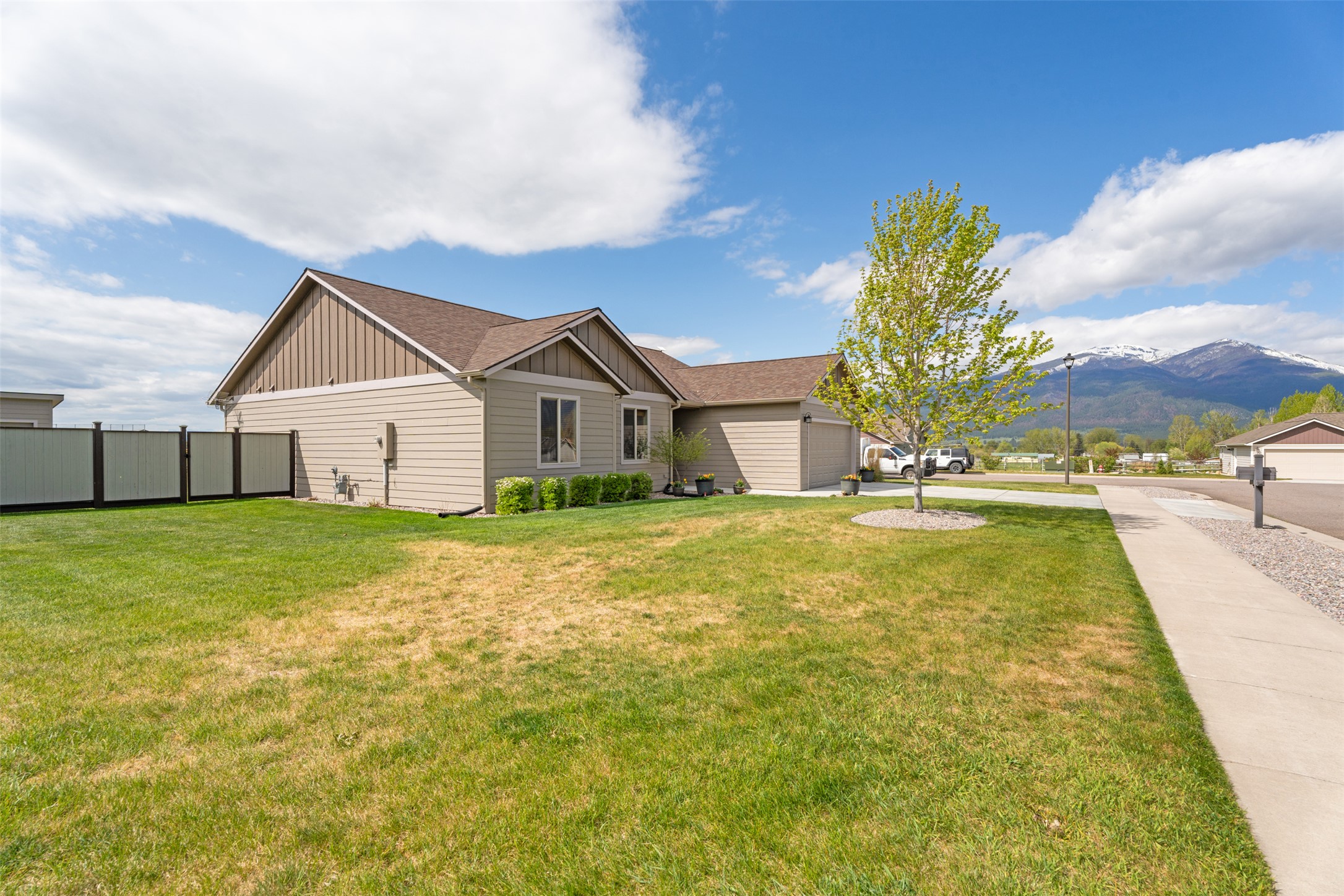 1317 Creekside Drive