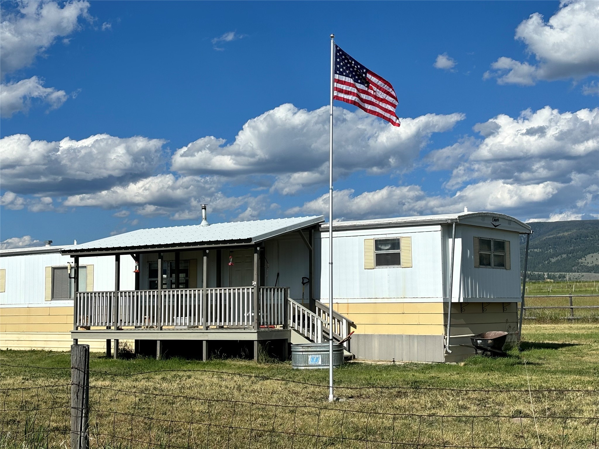 Stevensville, Montana 59870, United States, 2 Bedrooms Bedrooms, ,1 BathroomBathrooms,Residential,Active,152037