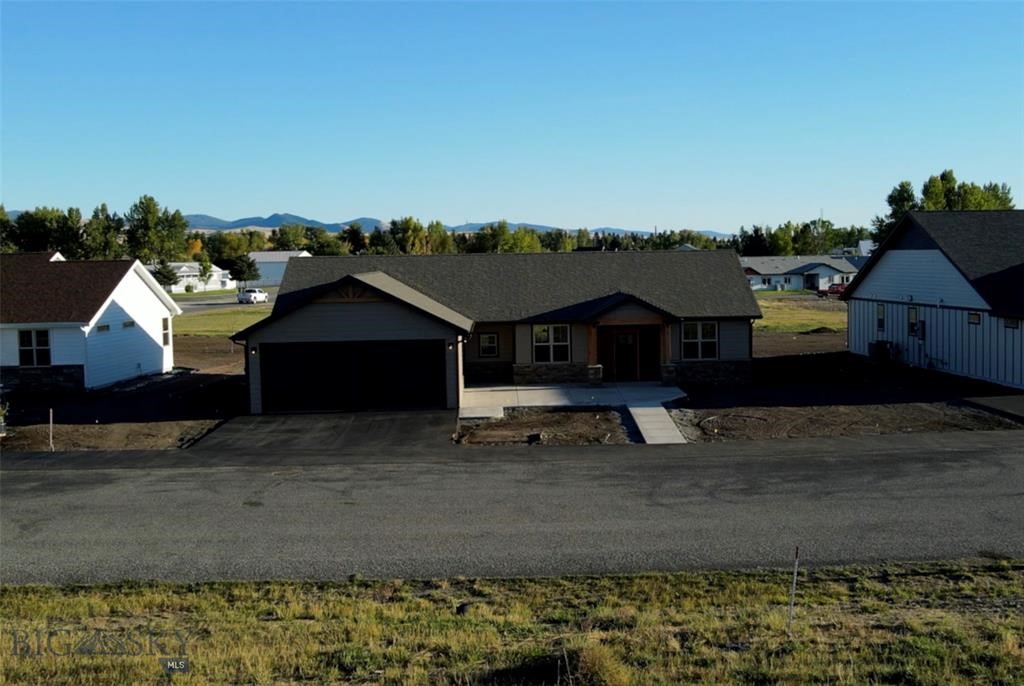 1012 Sagebrush Lane