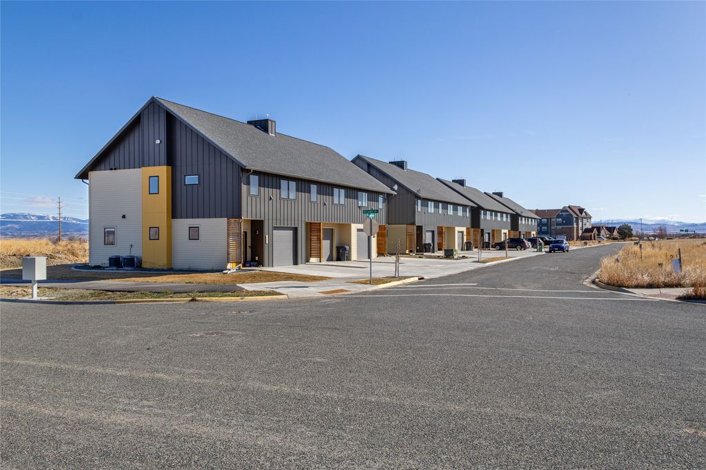 Photo of 2328 Shorthorn Avenue, Helena, MT 59602 (MLS # 30066281)