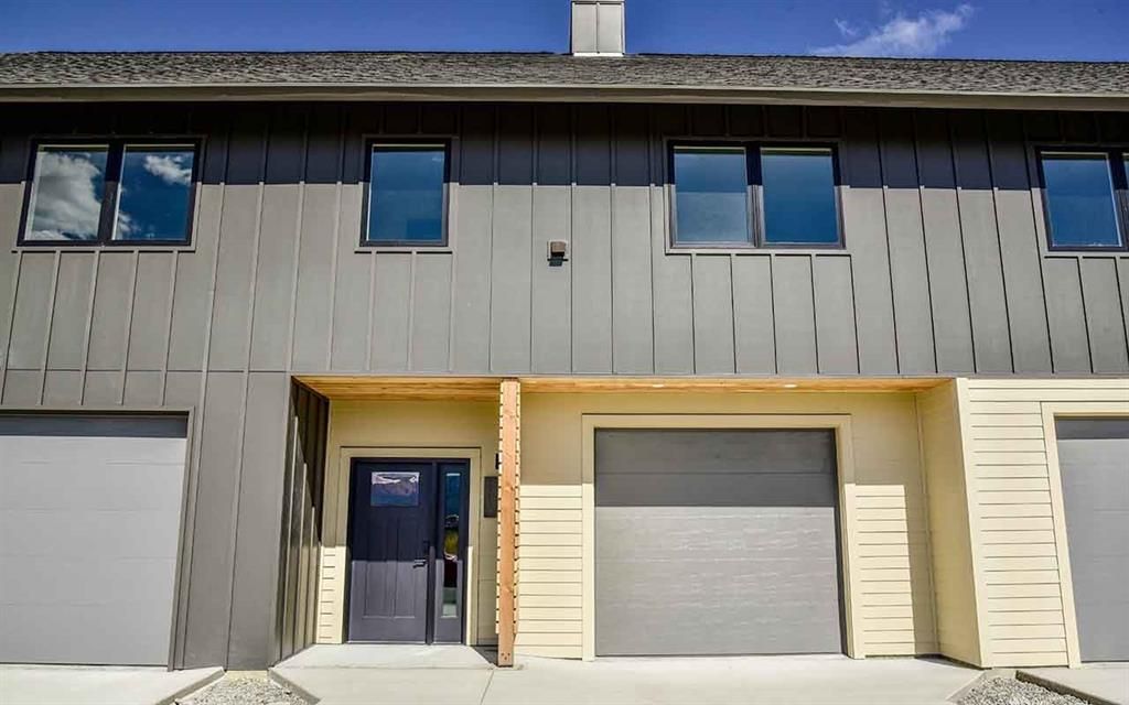 Photo of 2328 Shorthorn Avenue, Helena, MT 59602 (MLS # 30066281)