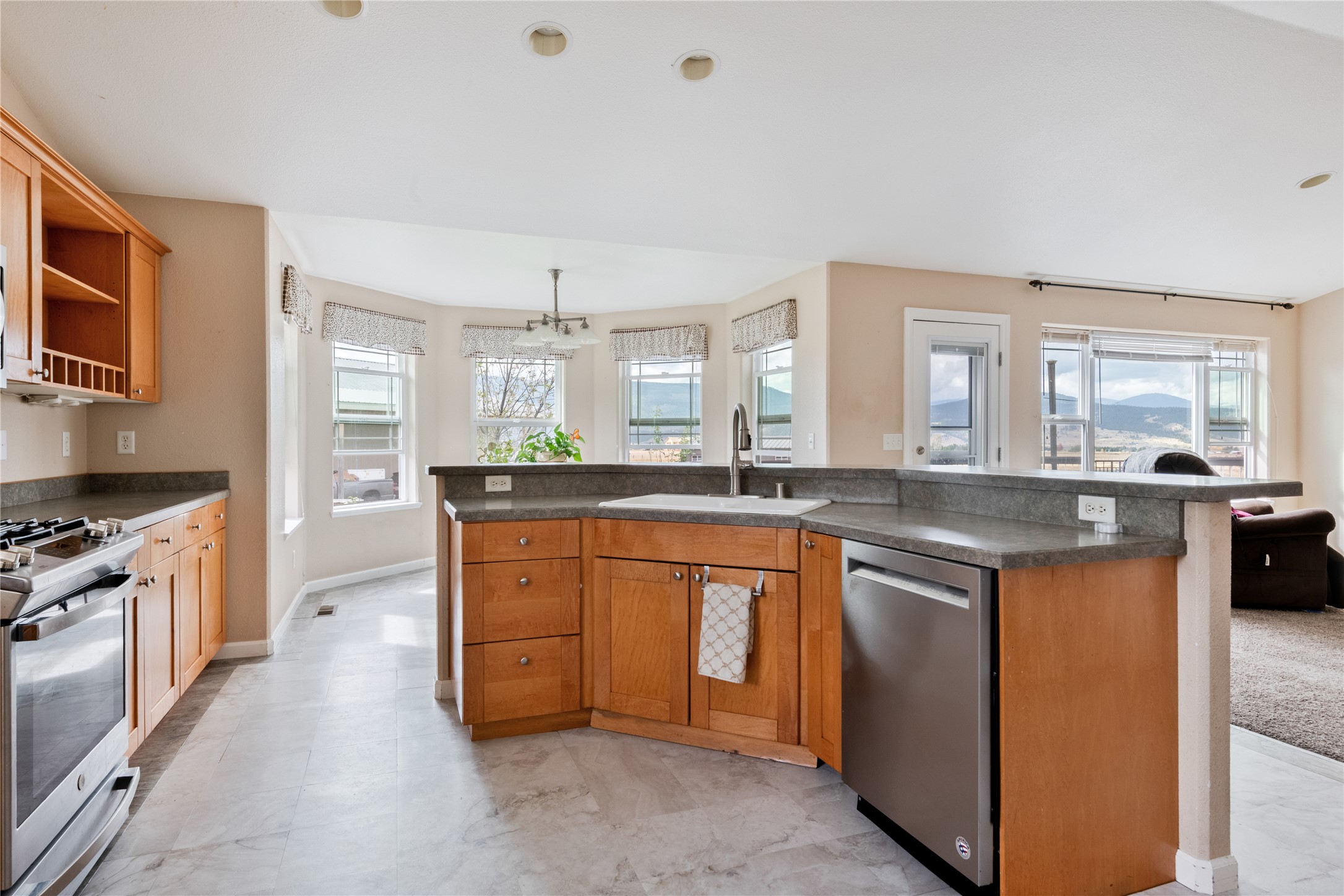 72199 Theresa Adams Lane