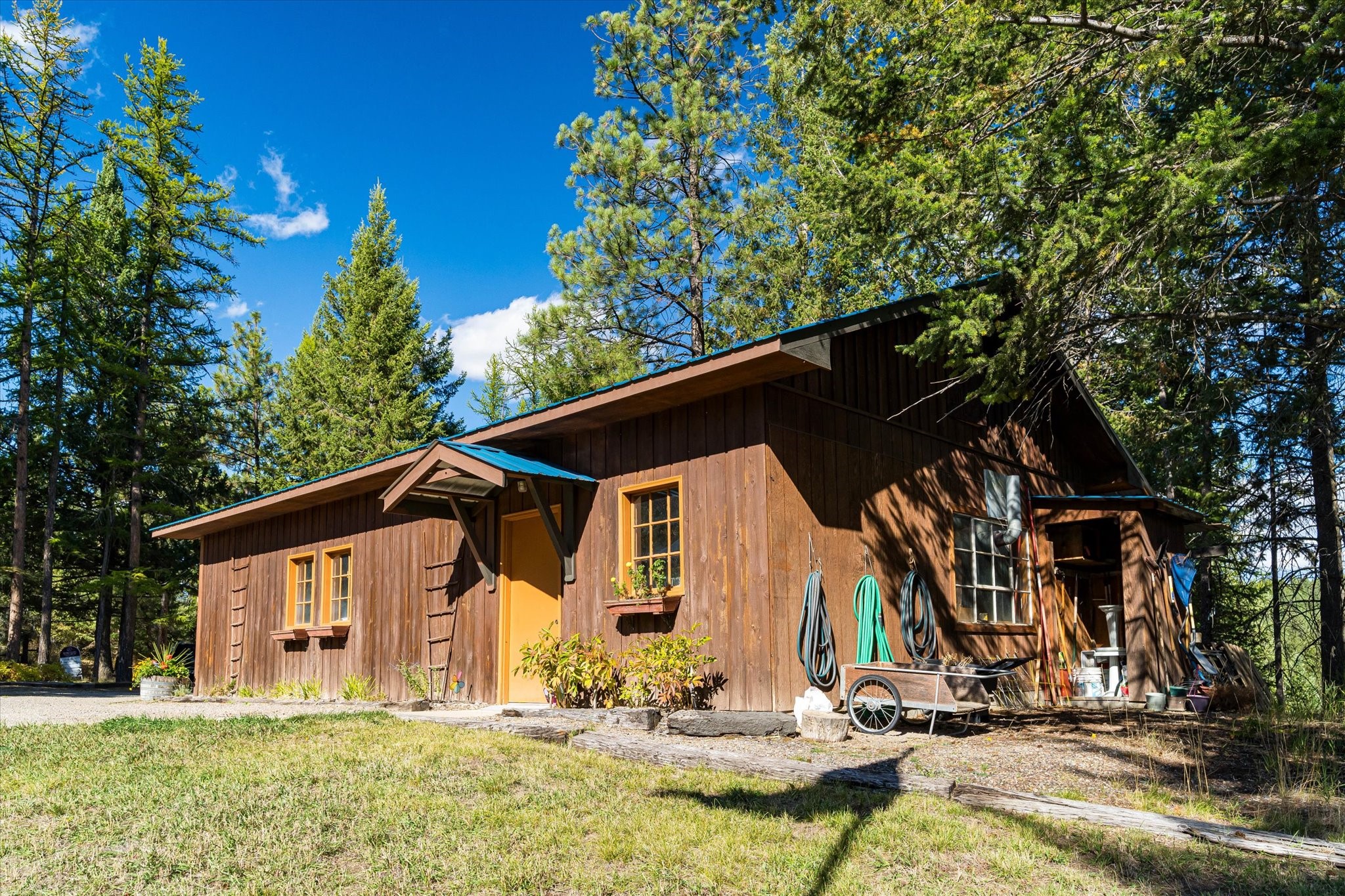 Kalispell, Montana 59901, United States, 2 Bedrooms Bedrooms, ,2 BathroomsBathrooms,Residential,Pending,43463