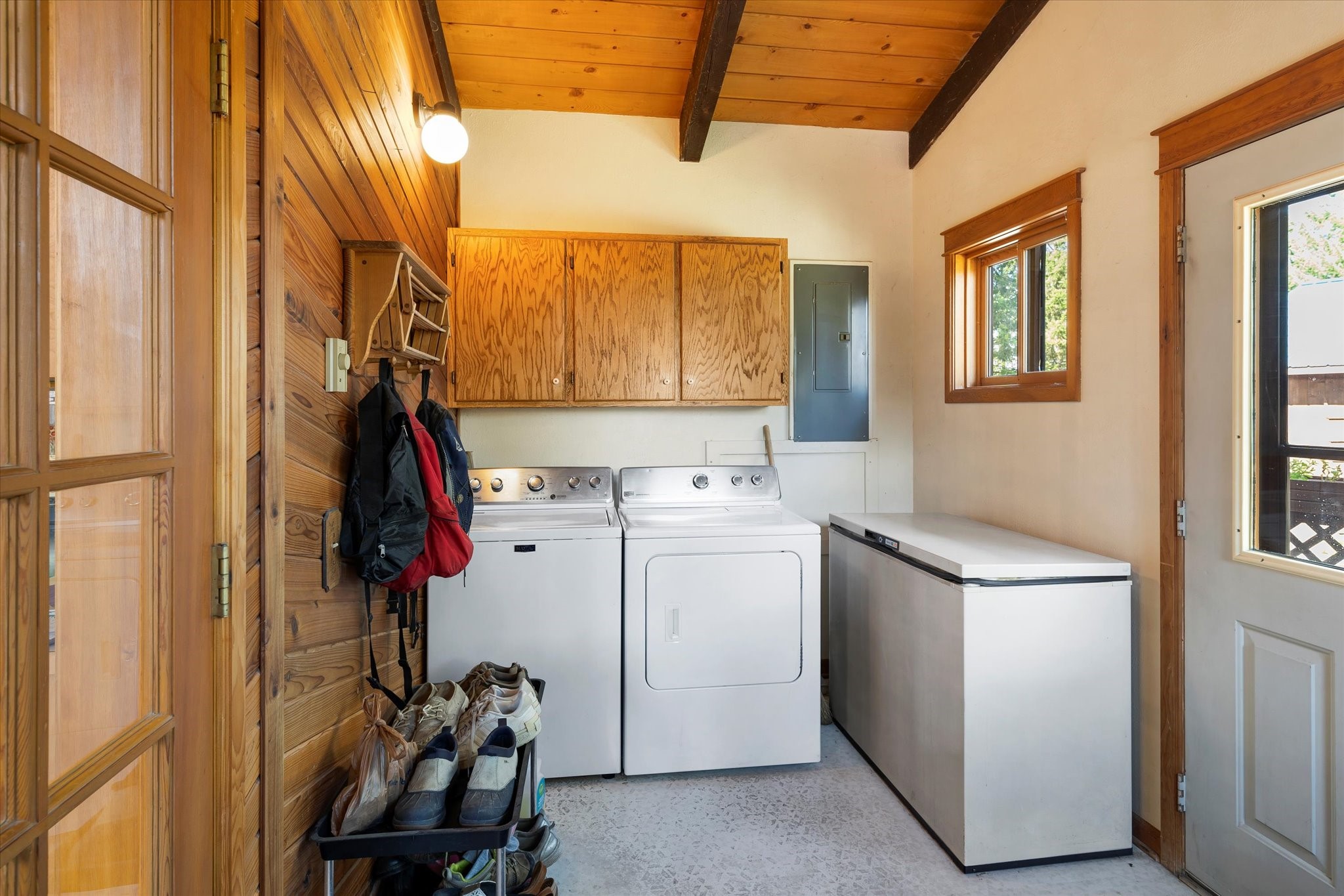 Kalispell, Montana 59901, United States, 2 Bedrooms Bedrooms, ,2 BathroomsBathrooms,Residential,Pending,43463