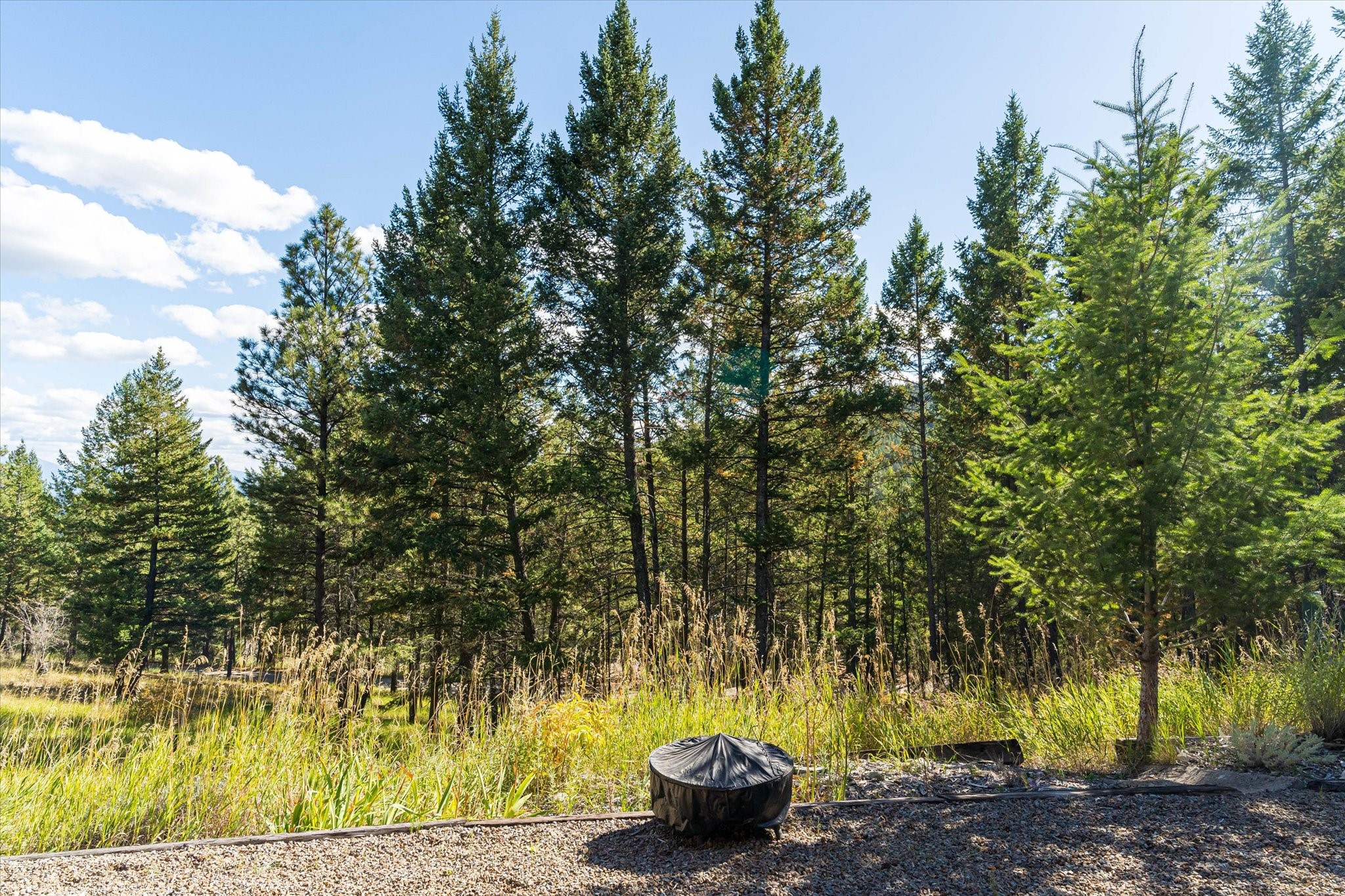 Kalispell, Montana 59901, United States, 2 Bedrooms Bedrooms, ,2 BathroomsBathrooms,Residential,Pending,43463