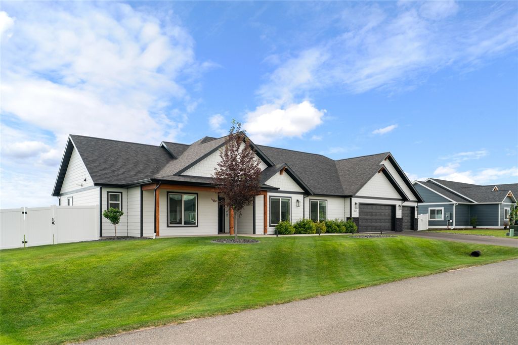 Photo of 3869 Sprangletop Lane, Helena, MT 59602 (MLS # 30069632)