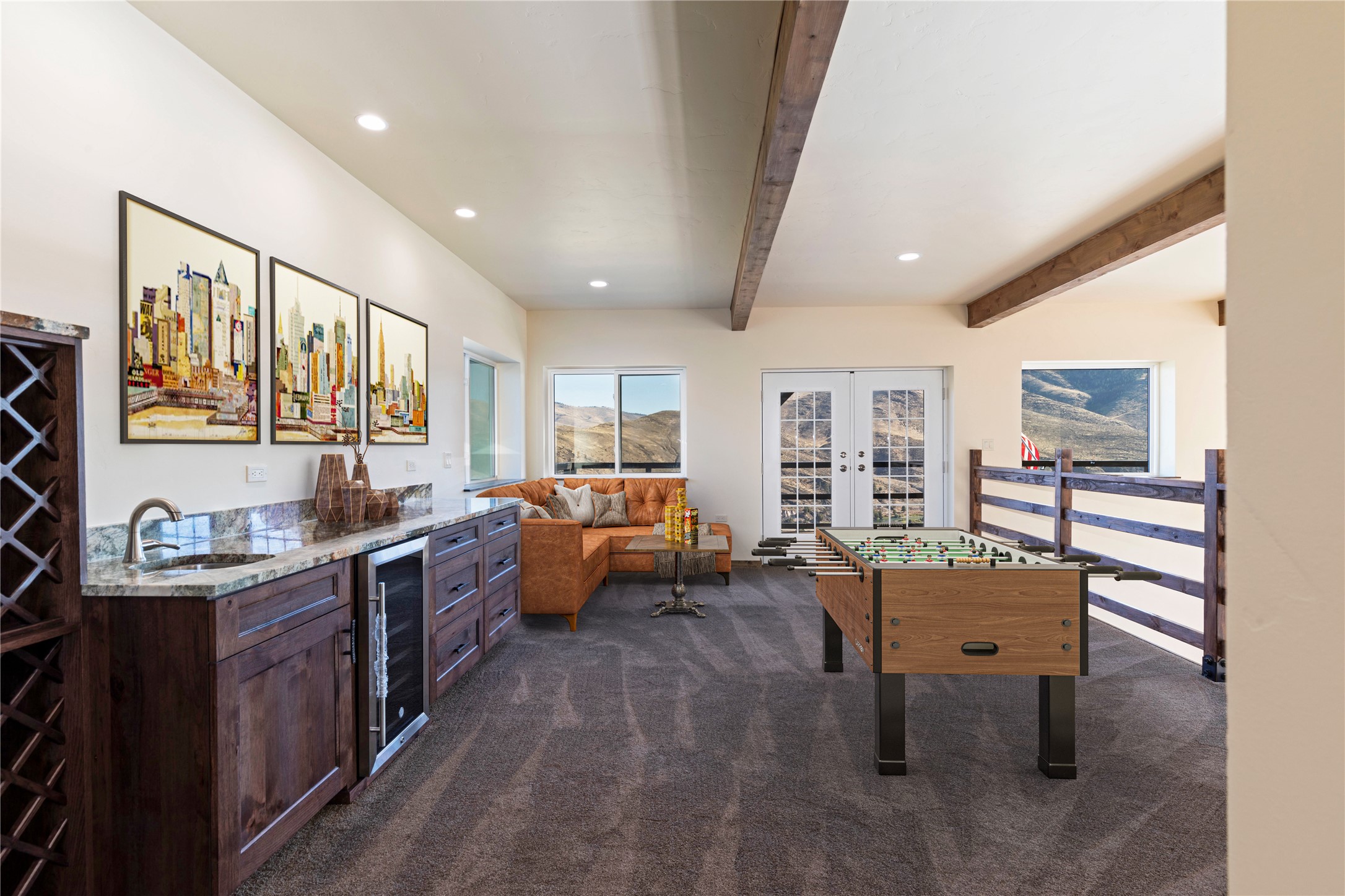 Dixon, Montana 59831, United States, 3 Bedrooms Bedrooms, ,2 BathroomsBathrooms,Residential,Active,213043