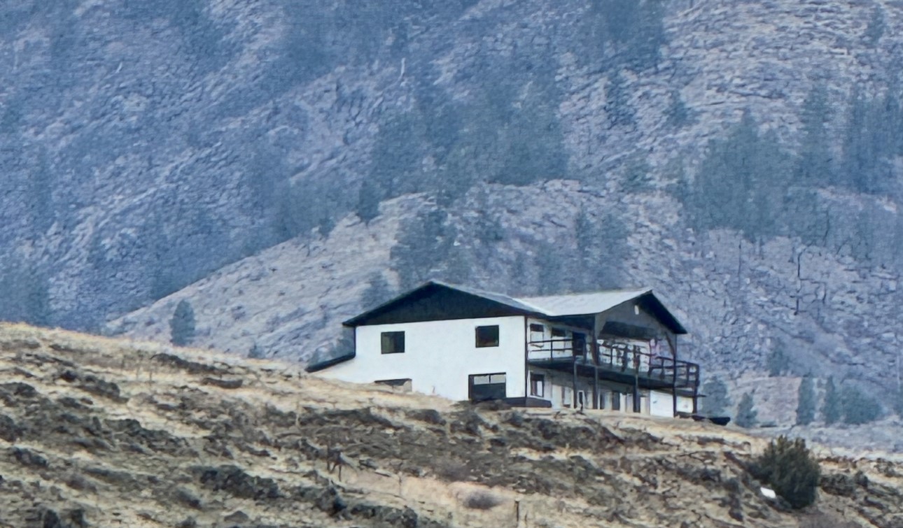 Dixon, Montana 59831, United States, 3 Bedrooms Bedrooms, ,2 BathroomsBathrooms,Residential,Active,213043