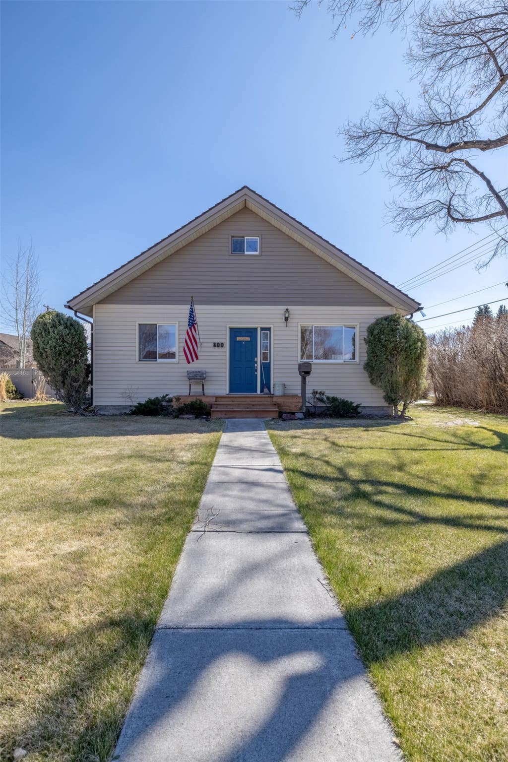 Photo of 800 St Marys Avenue, Deer Lodge, MT 59722 (MLS # 30073713)