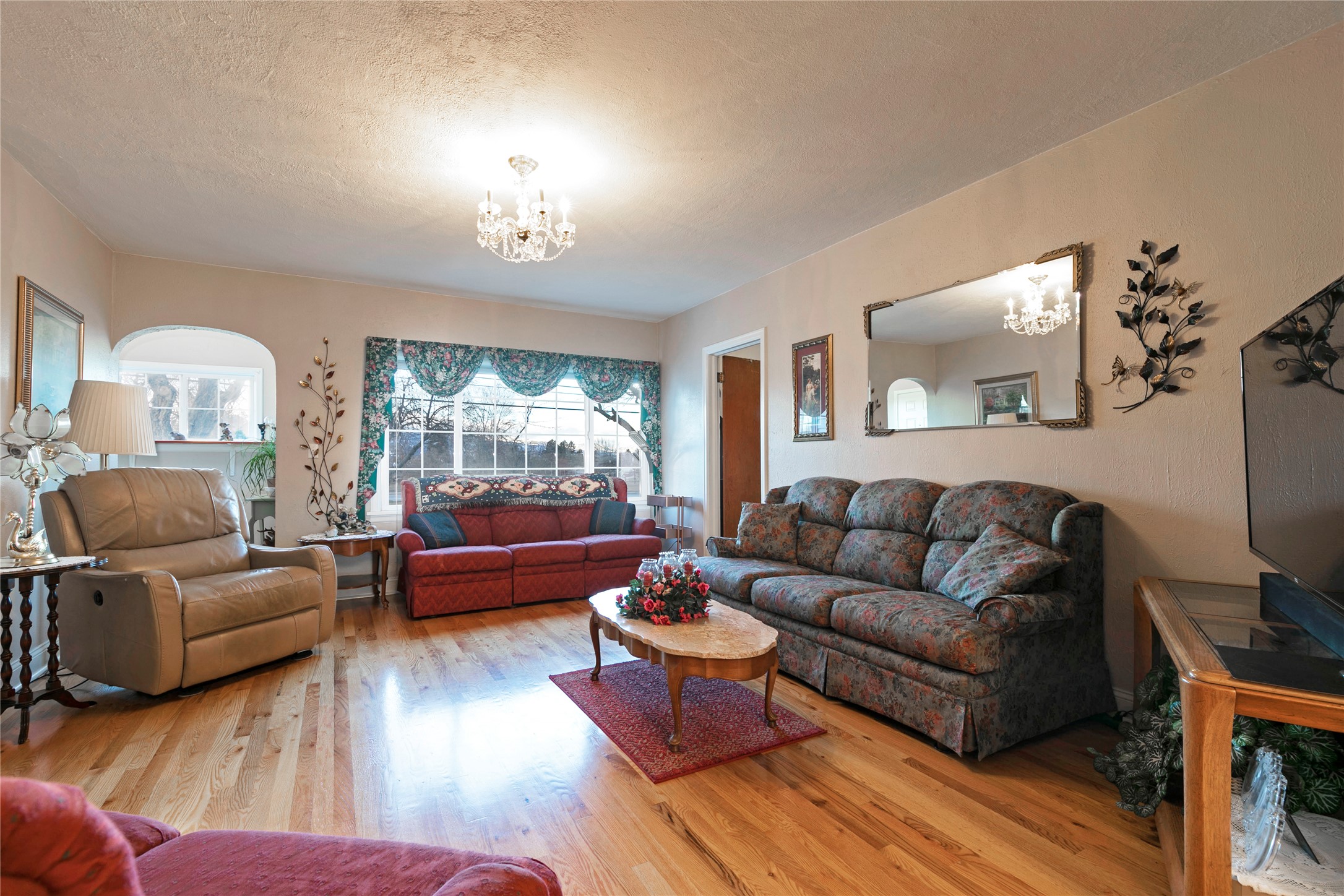 970 S Reserve Street