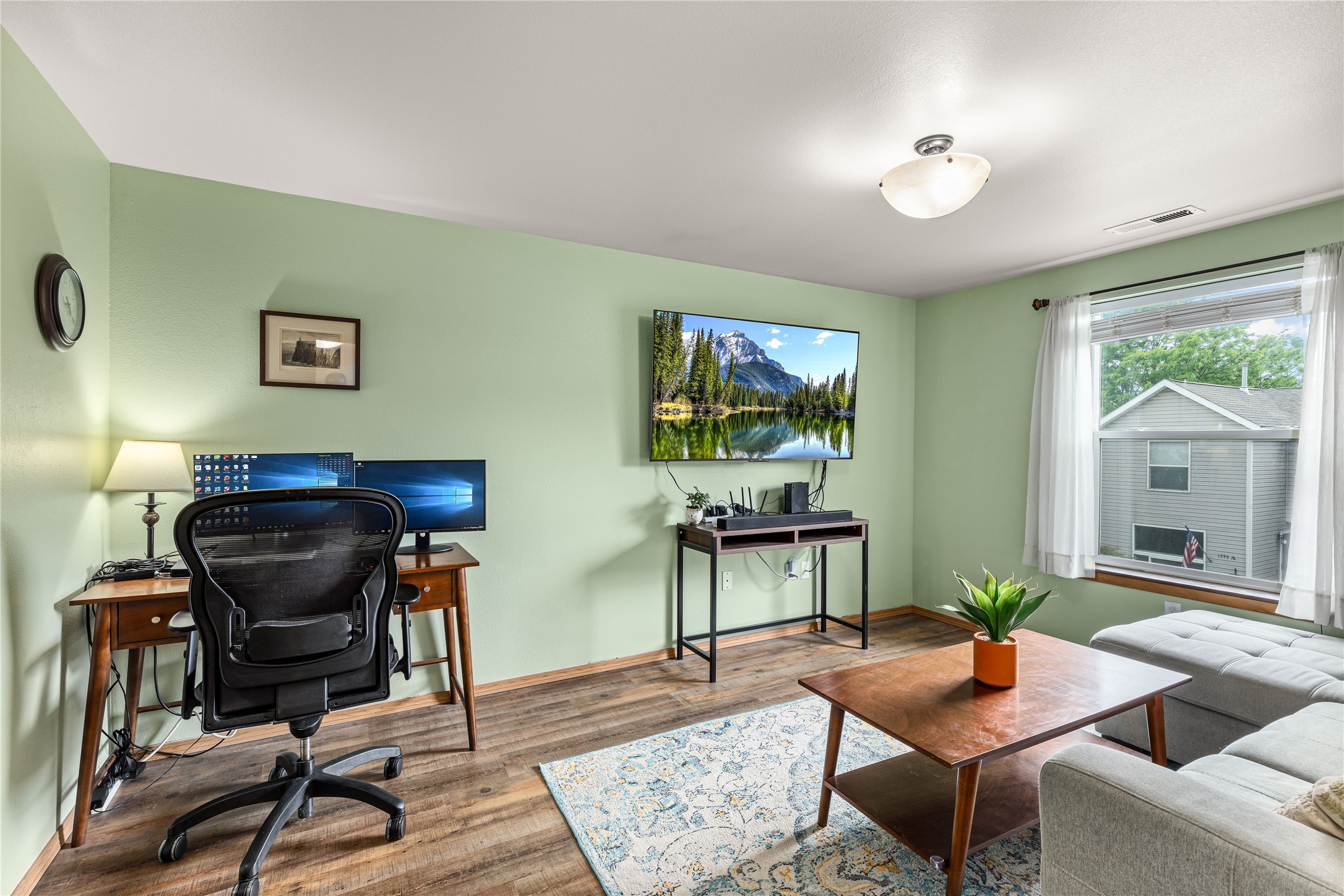 Missoula, Montana 59802, United States, 2 Bedrooms Bedrooms, ,2 BathroomsBathrooms,Residential,Active,148158