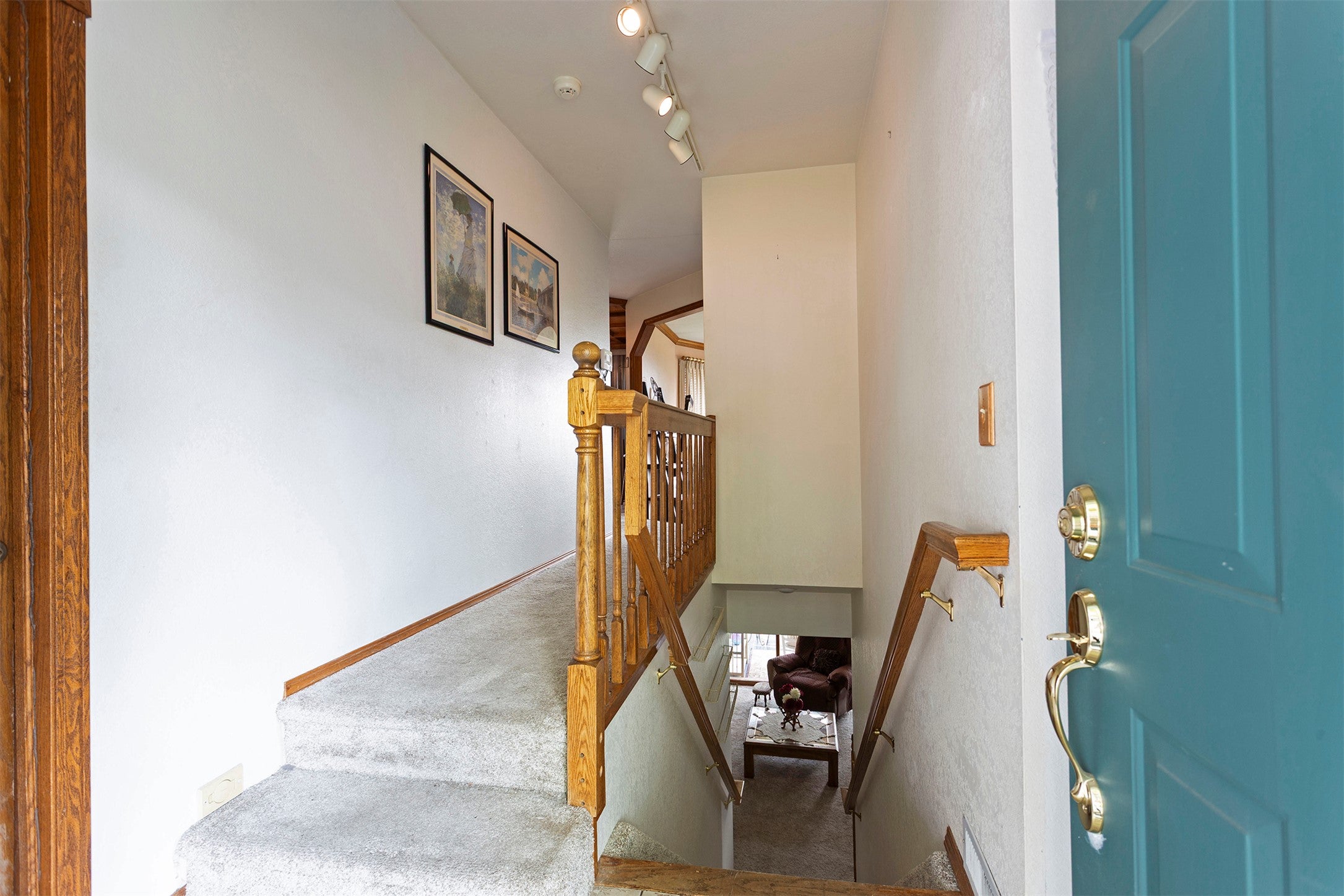 122 Kinnikinnick Court