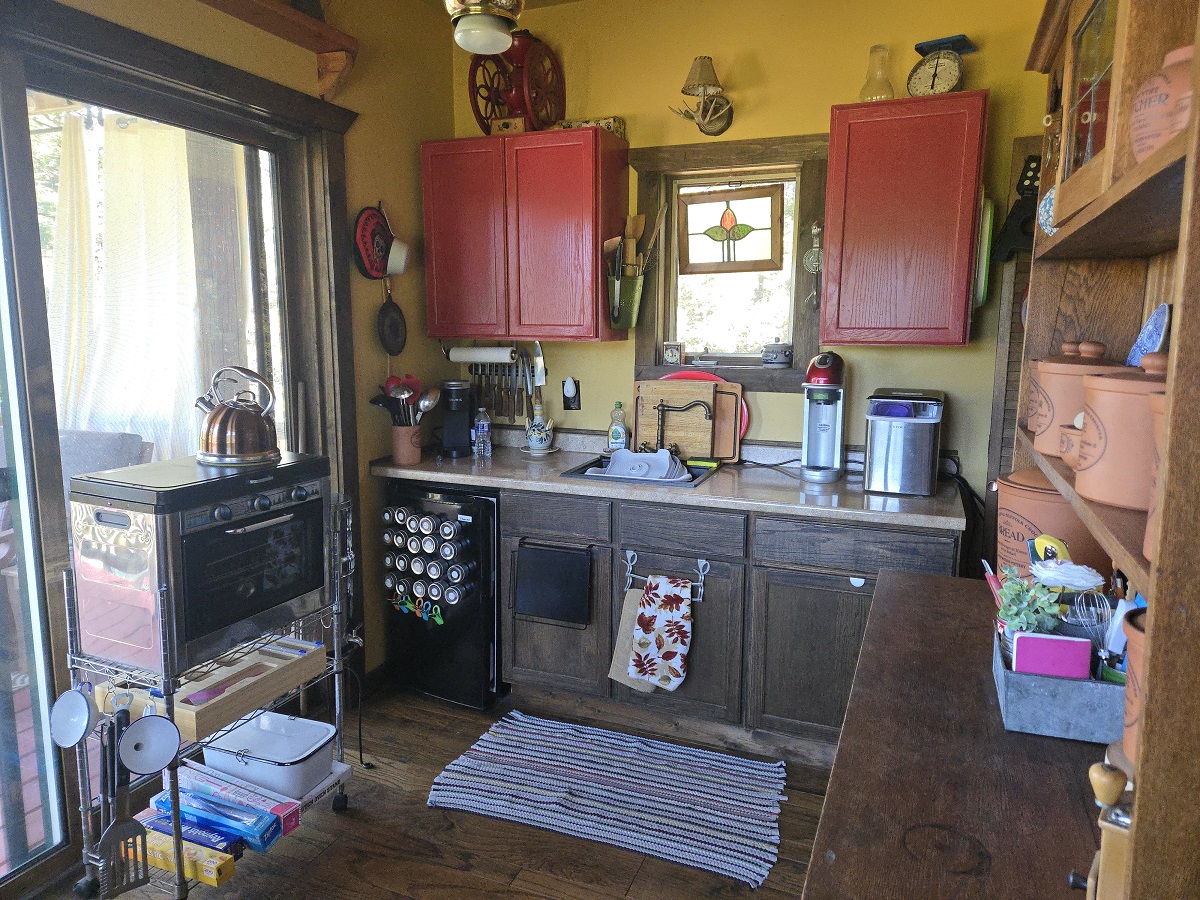13689 Hoover Creek Road