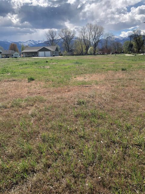 Photo of 479 Willow Creek Road, Corvallis, MT 59828 (MLS # 30060506)
