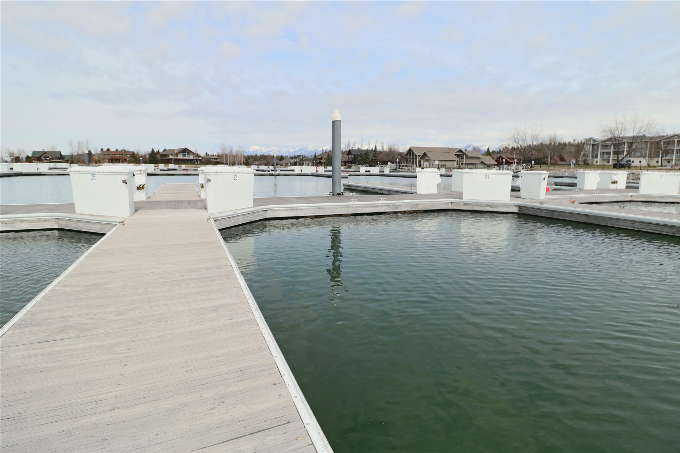 B-23 Eagle Bend Yacht Harbor