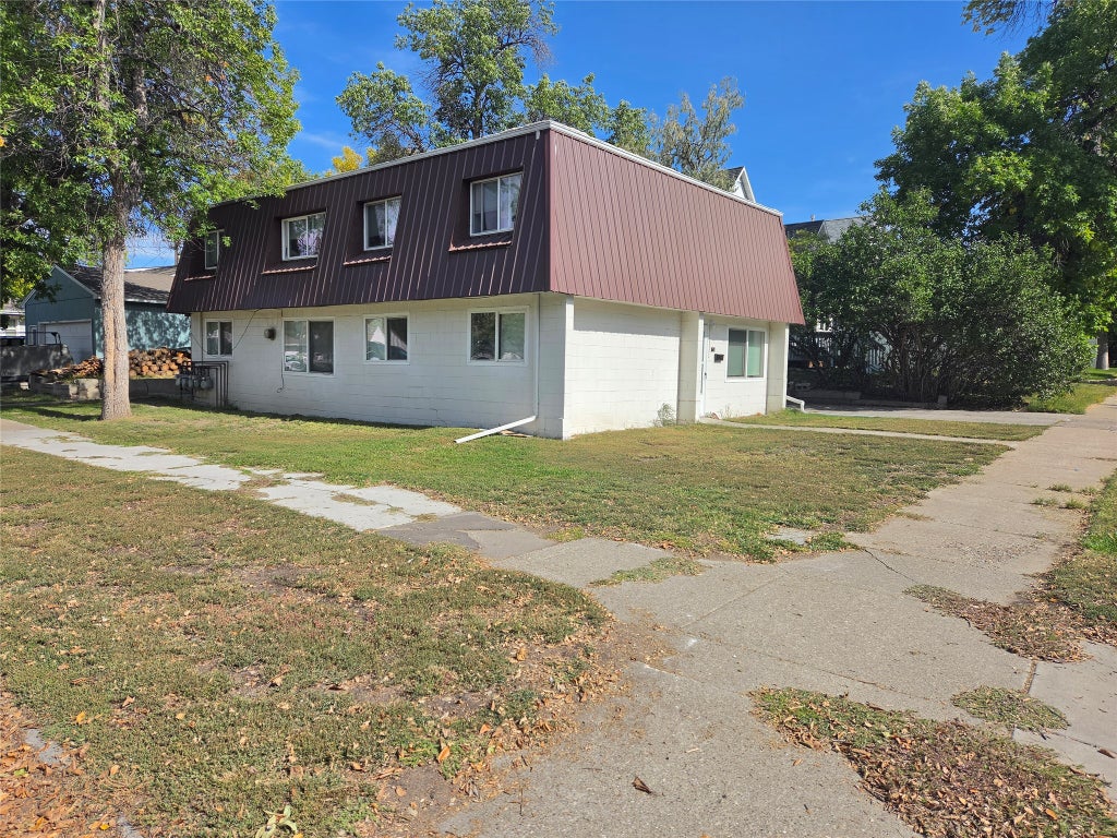 Photo of 1601 5th Avenue N, Great Falls, MT 59401 (MLS # 30078941)