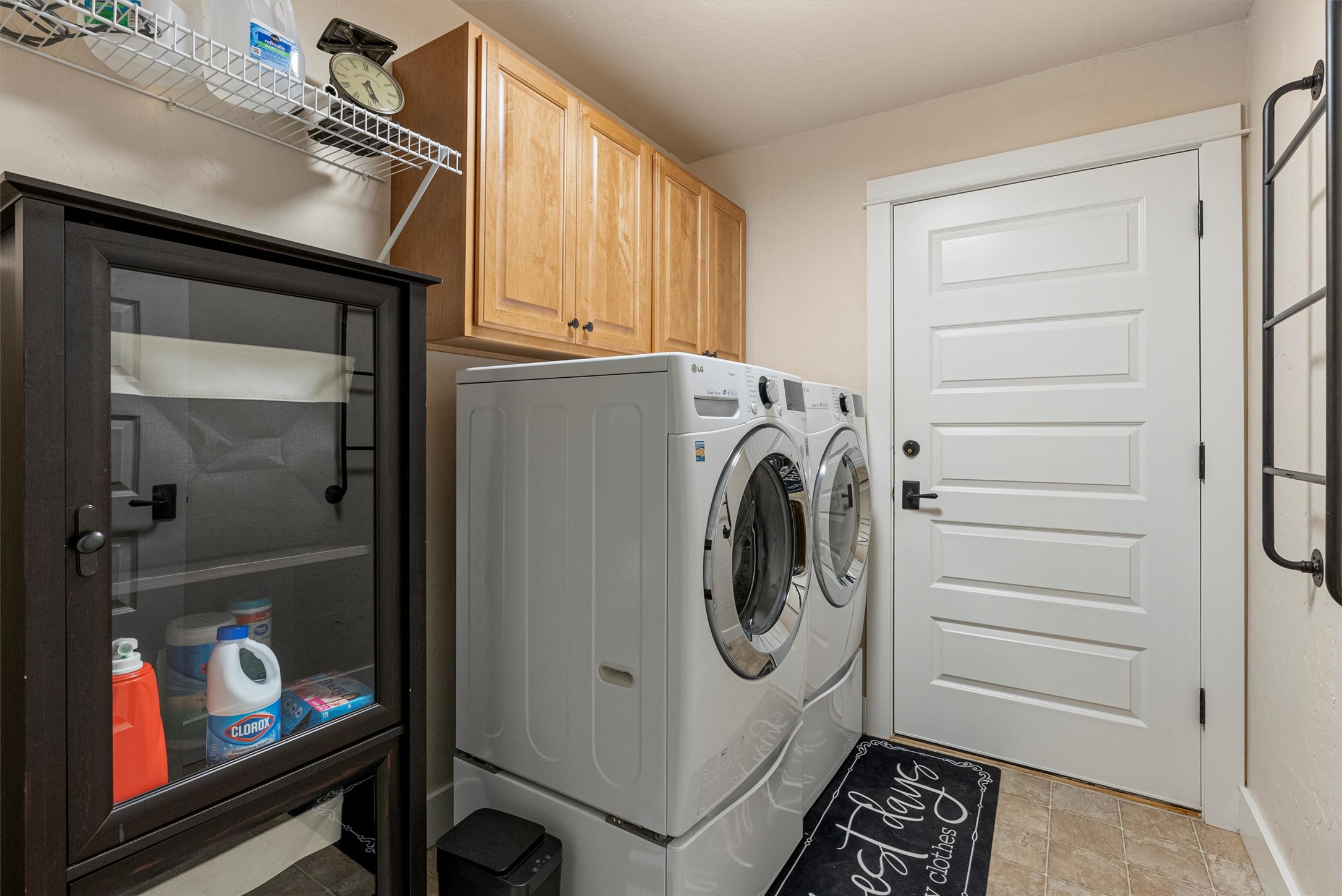 Hamilton, Montana 59840, United States, 3 Bedrooms Bedrooms, ,2 BathroomsBathrooms,Residential,Active,149742