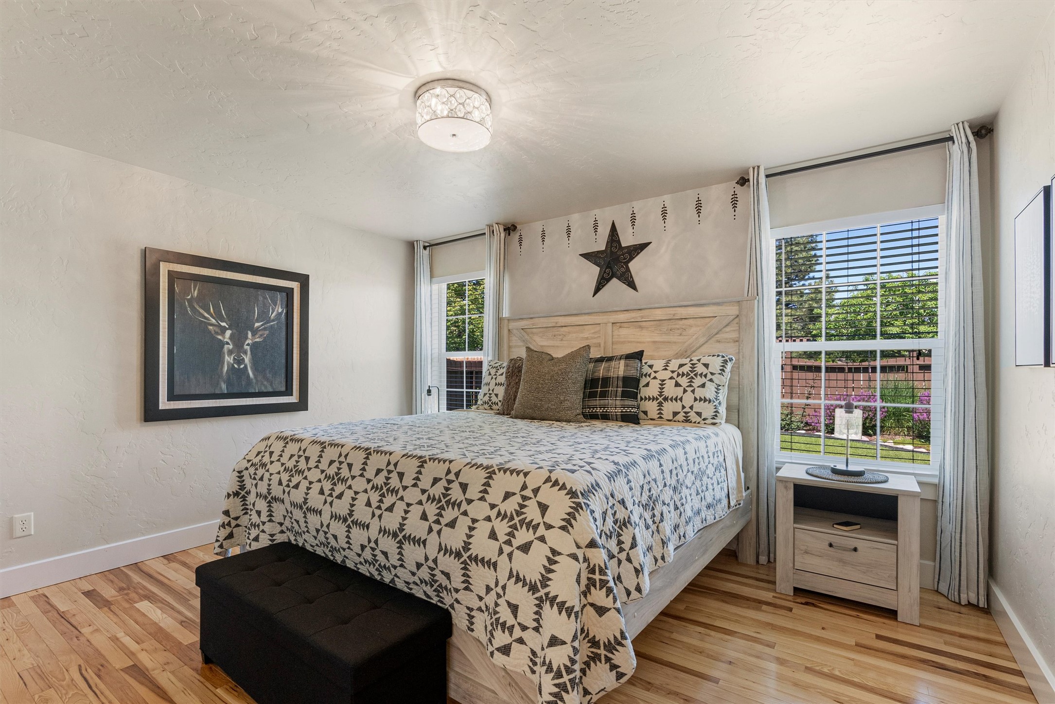 Hamilton, Montana 59840, United States, 3 Bedrooms Bedrooms, ,2 BathroomsBathrooms,Residential,Active,149742