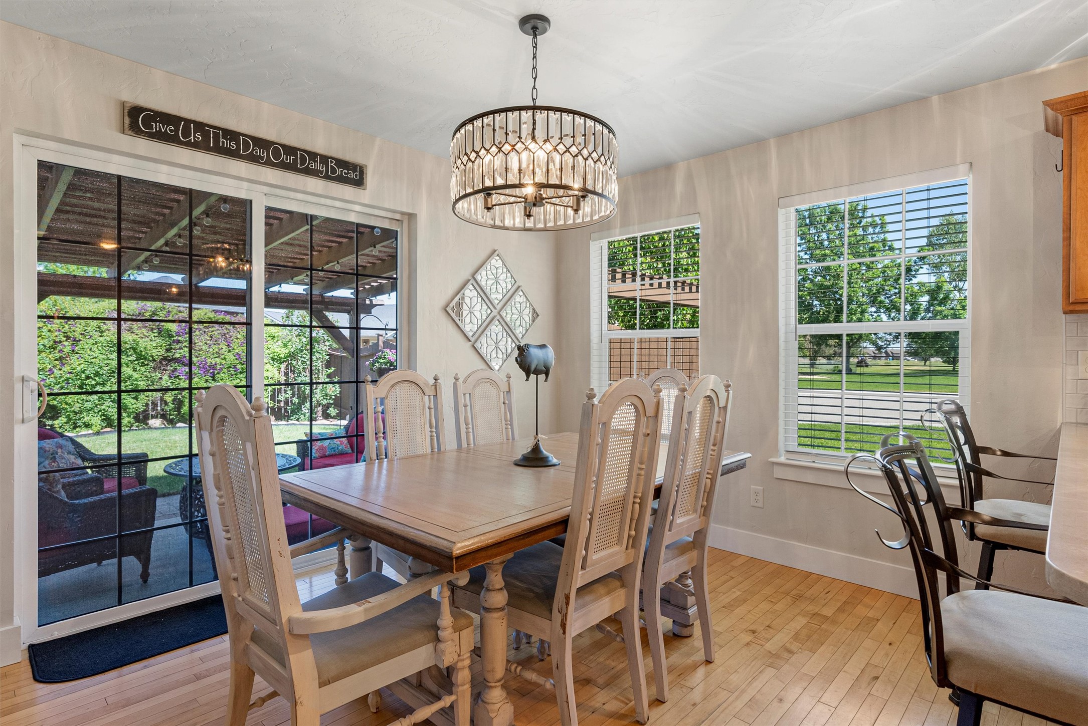 Hamilton, Montana 59840, United States, 3 Bedrooms Bedrooms, ,2 BathroomsBathrooms,Residential,Active,149742