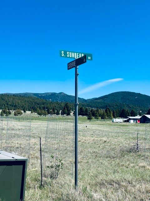 Tiny photo for Whiskey Flats Stevie Lane/S. Sunbear Drive, Philipsburg, MT 59858 (MLS # 30070768)