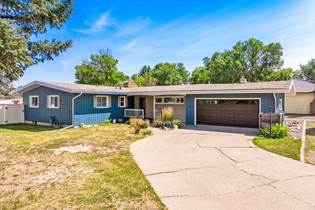 Photo of 1224 Buena Drive, Great Falls, MT 59404 (MLS # 30077246)