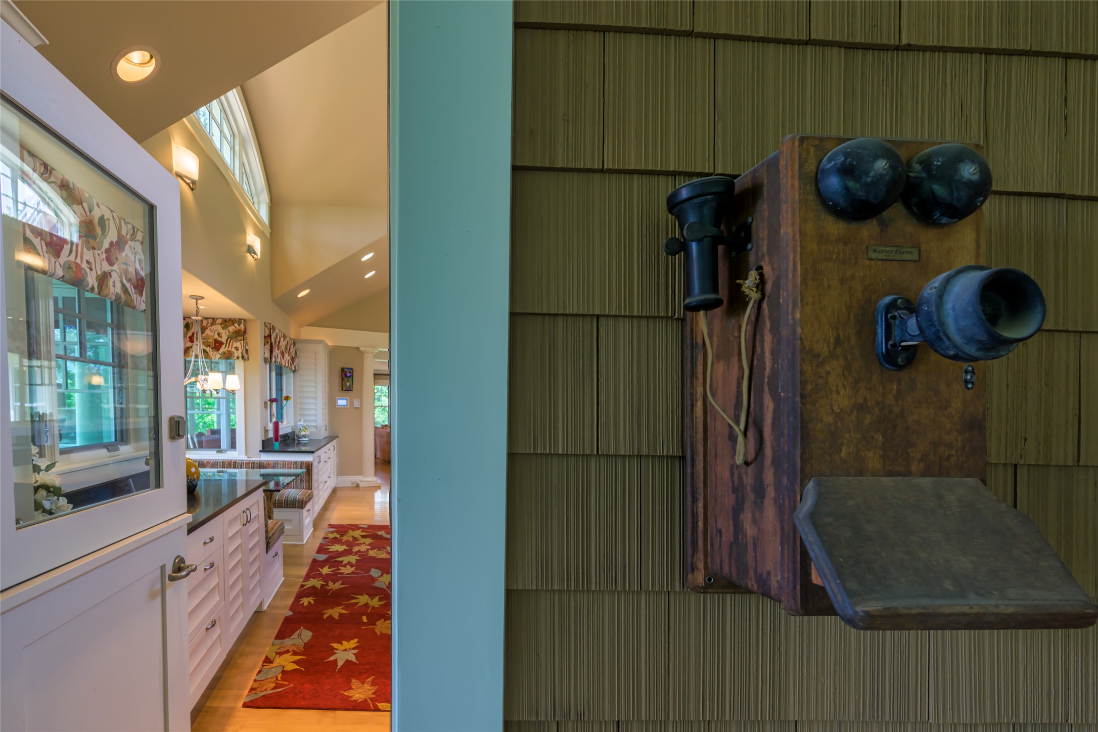 Polson, Montana 59860, United States, 4 Bedrooms Bedrooms, ,5 BathroomsBathrooms,Residential,Active,140764