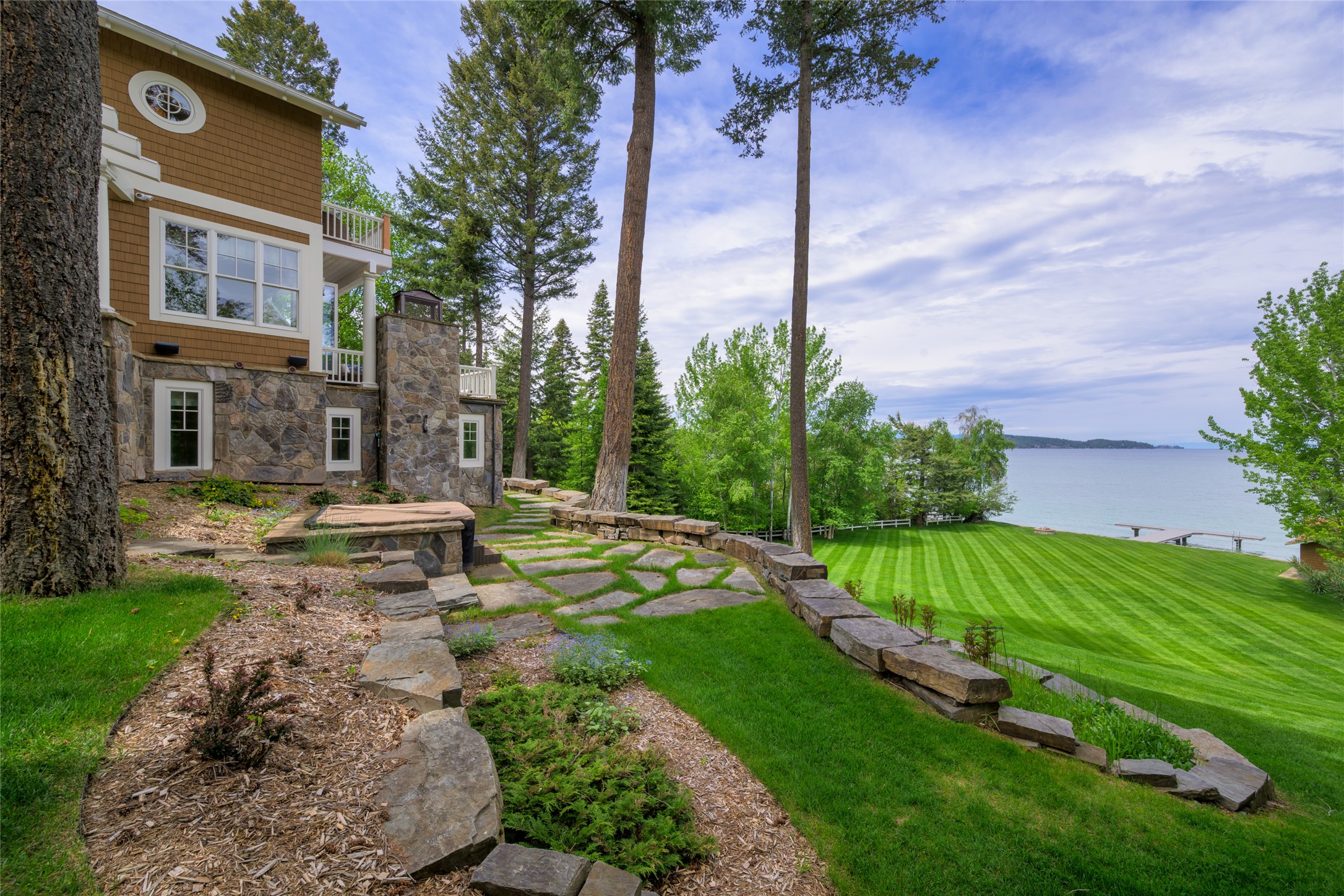 Polson, Montana 59860, United States, 4 Bedrooms Bedrooms, ,5 BathroomsBathrooms,Residential,Active,140764