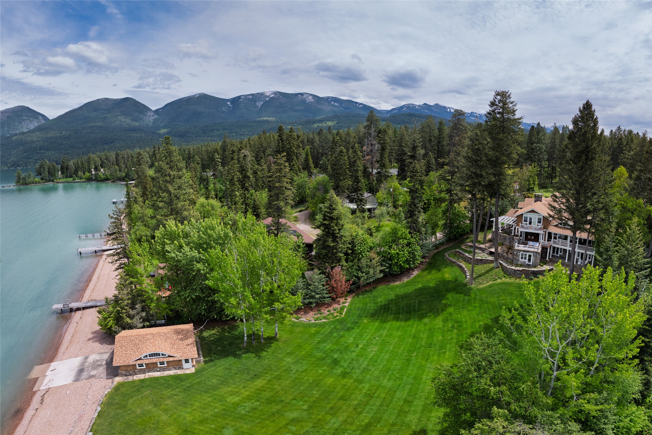 Polson, Montana 59860, United States, 4 Bedrooms Bedrooms, ,5 BathroomsBathrooms,Residential,Active,140764