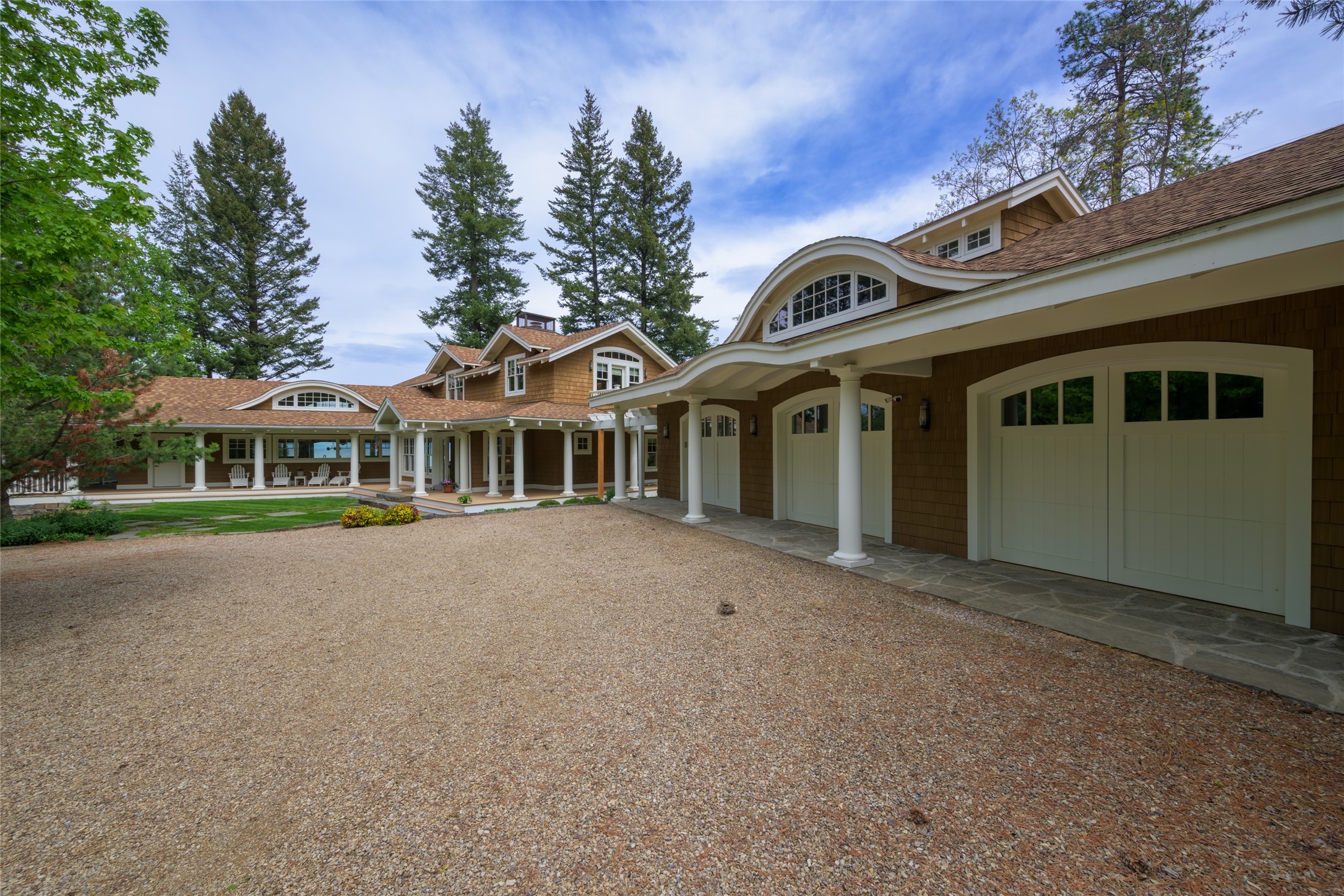 Polson, Montana 59860, United States, 4 Bedrooms Bedrooms, ,5 BathroomsBathrooms,Residential,Active,140764