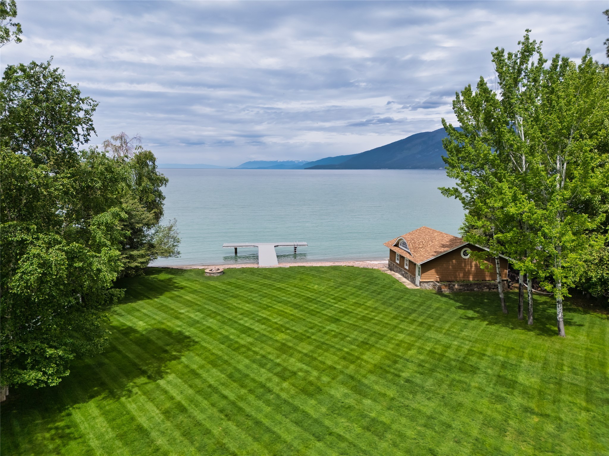 Polson, Montana 59860, United States, 4 Bedrooms Bedrooms, ,5 BathroomsBathrooms,Residential,Active,140764