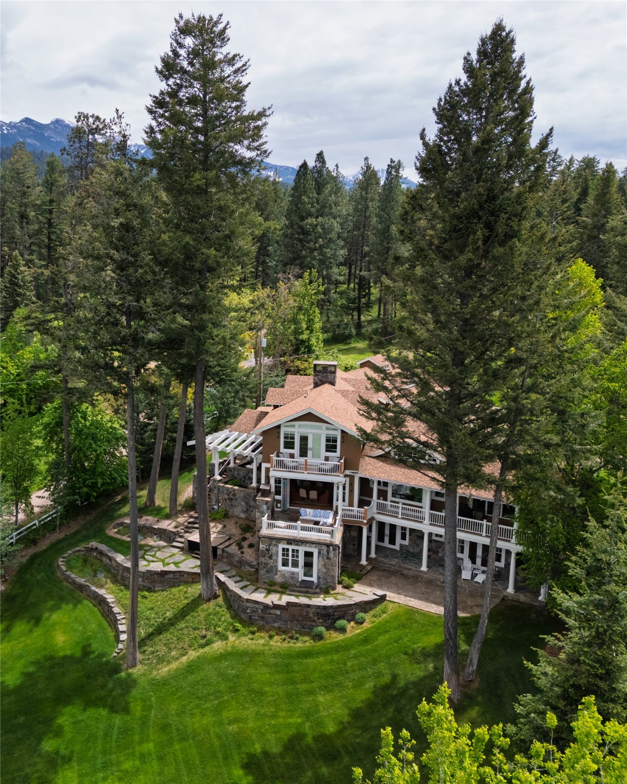 Polson, Montana 59860, United States, 4 Bedrooms Bedrooms, ,5 BathroomsBathrooms,Residential,Active,140764