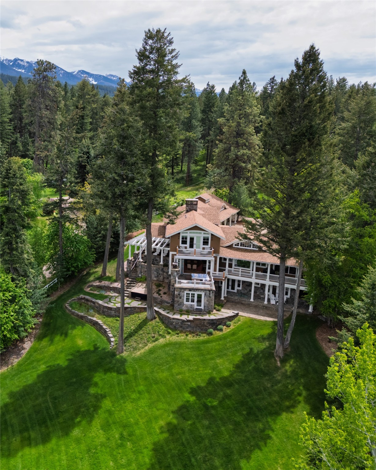 Polson, Montana 59860, United States, 4 Bedrooms Bedrooms, ,5 BathroomsBathrooms,Residential,Active,140764