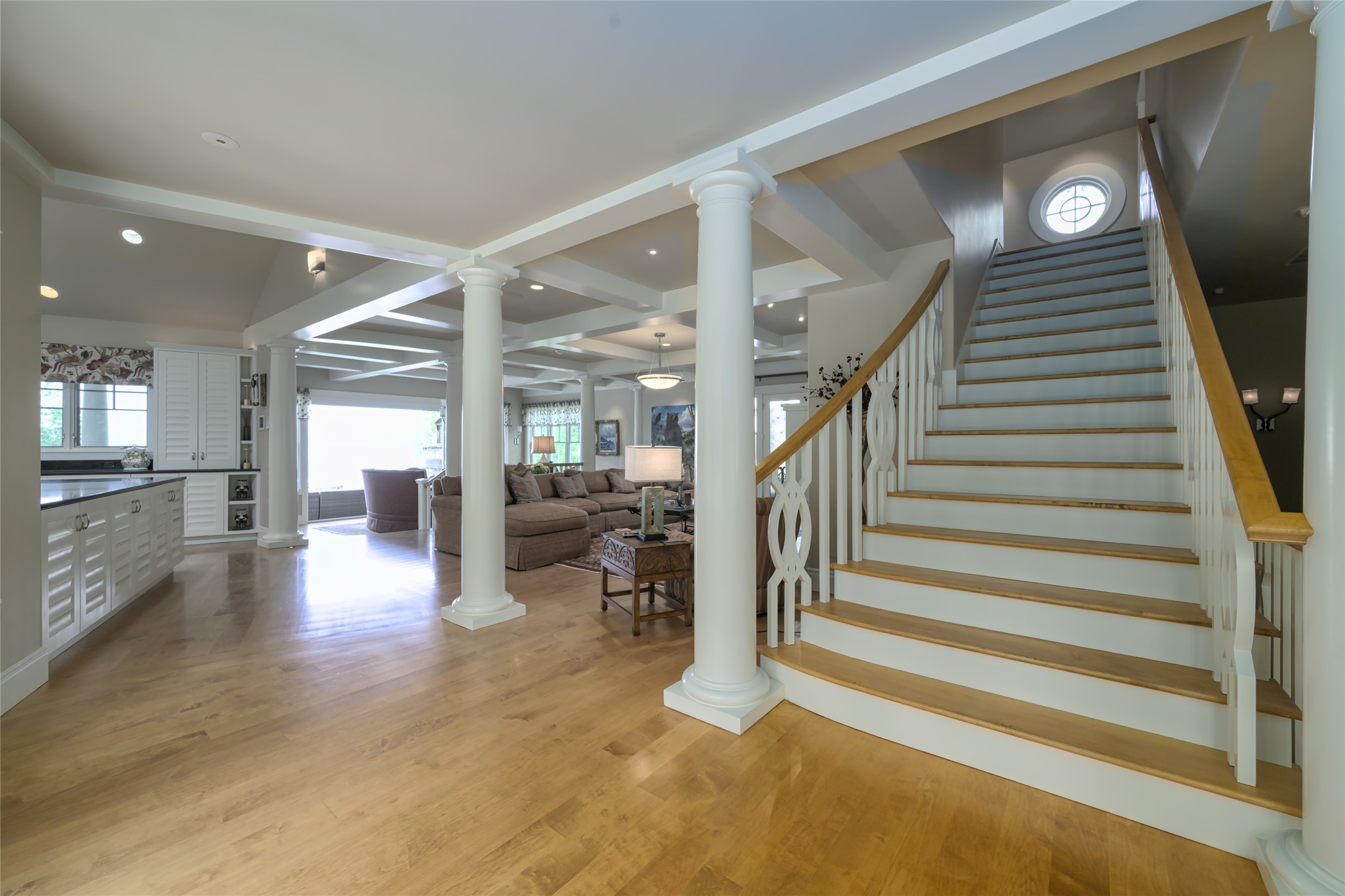 Polson, Montana 59860, United States, 4 Bedrooms Bedrooms, ,5 BathroomsBathrooms,Residential,Active,140764