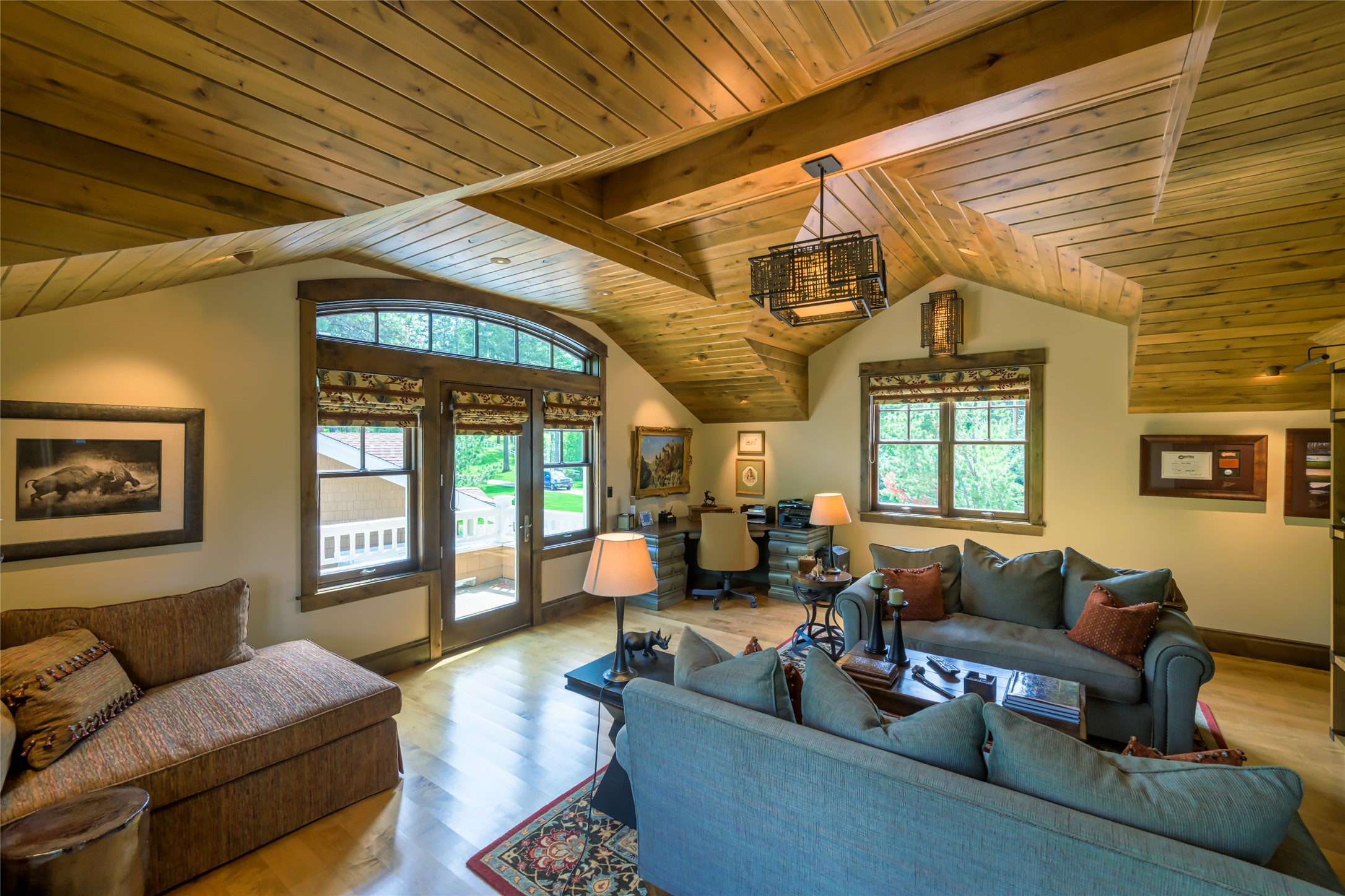 Polson, Montana 59860, United States, 4 Bedrooms Bedrooms, ,5 BathroomsBathrooms,Residential,Active,140764