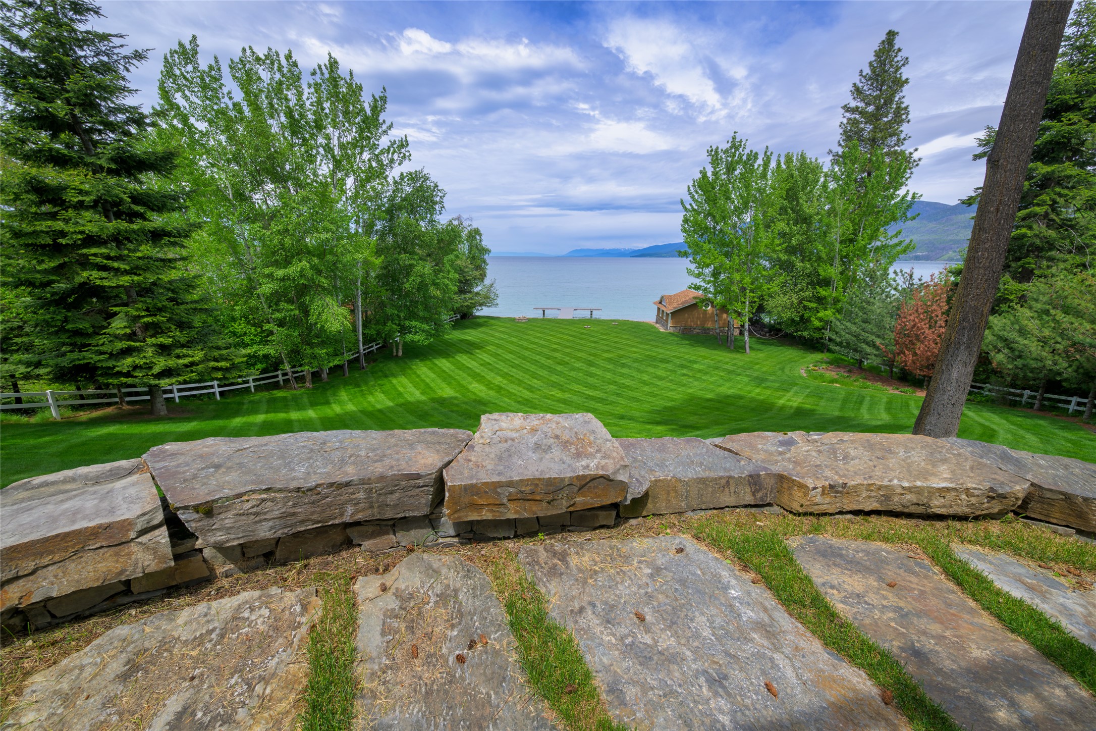 Polson, Montana 59860, United States, 4 Bedrooms Bedrooms, ,5 BathroomsBathrooms,Residential,Active,140764