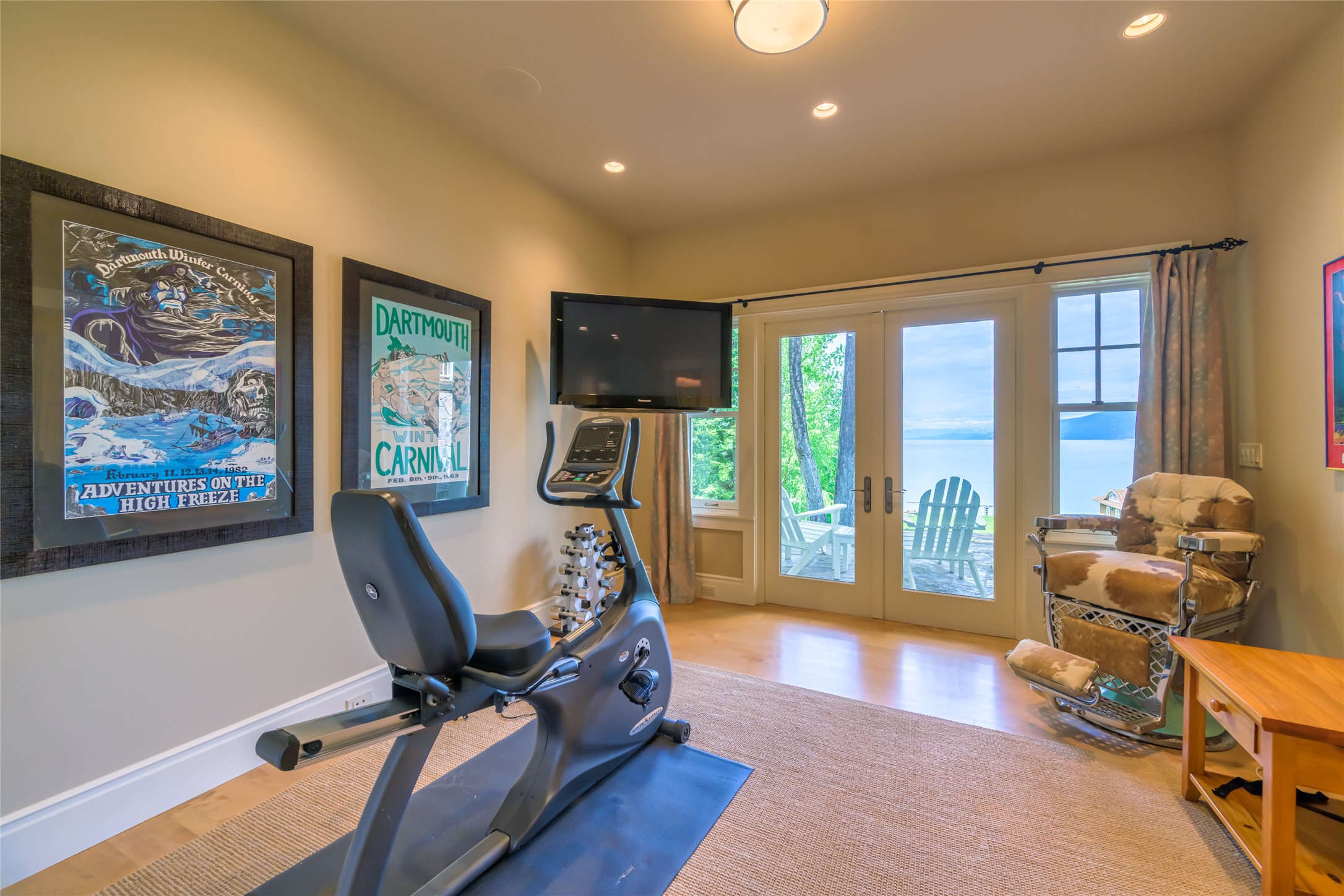 Polson, Montana 59860, United States, 4 Bedrooms Bedrooms, ,5 BathroomsBathrooms,Residential,Active,140764