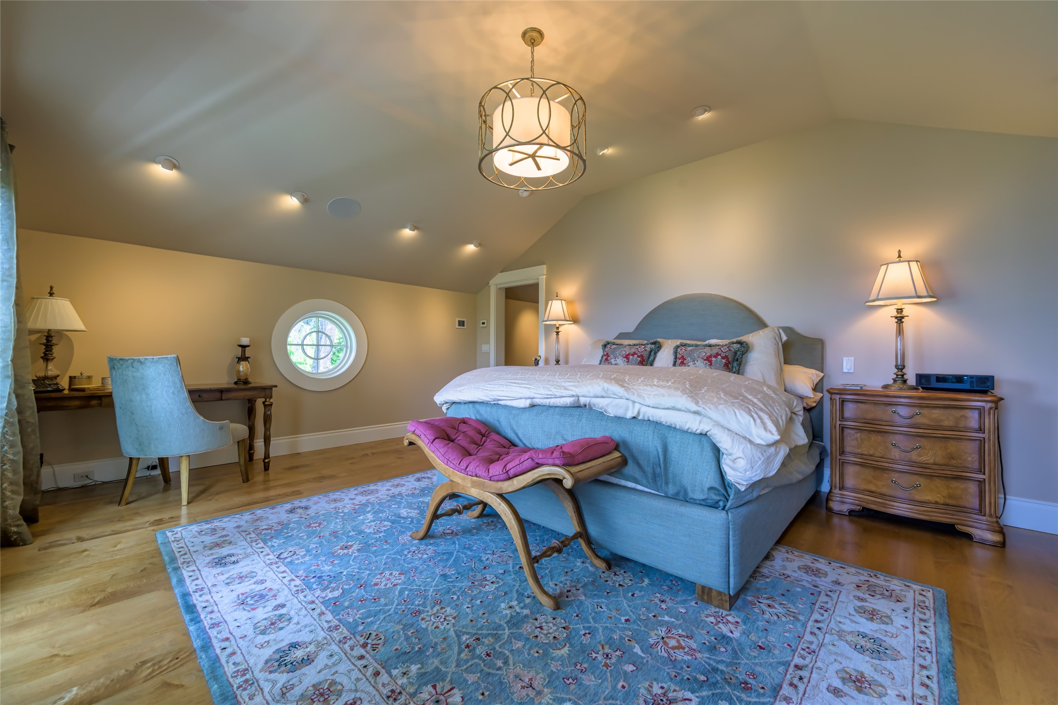 Polson, Montana 59860, United States, 4 Bedrooms Bedrooms, ,5 BathroomsBathrooms,Residential,Active,140764